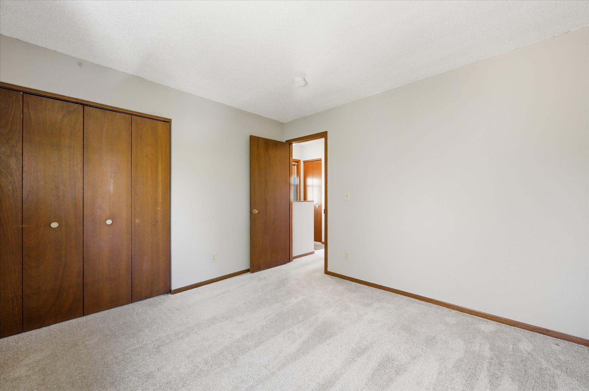 View of Residential at 1260 Virginia Street, Saint Paul MN 55117, Saint Paul (17 of 26) - Mike Wilen | Minnesota Team Real Estate