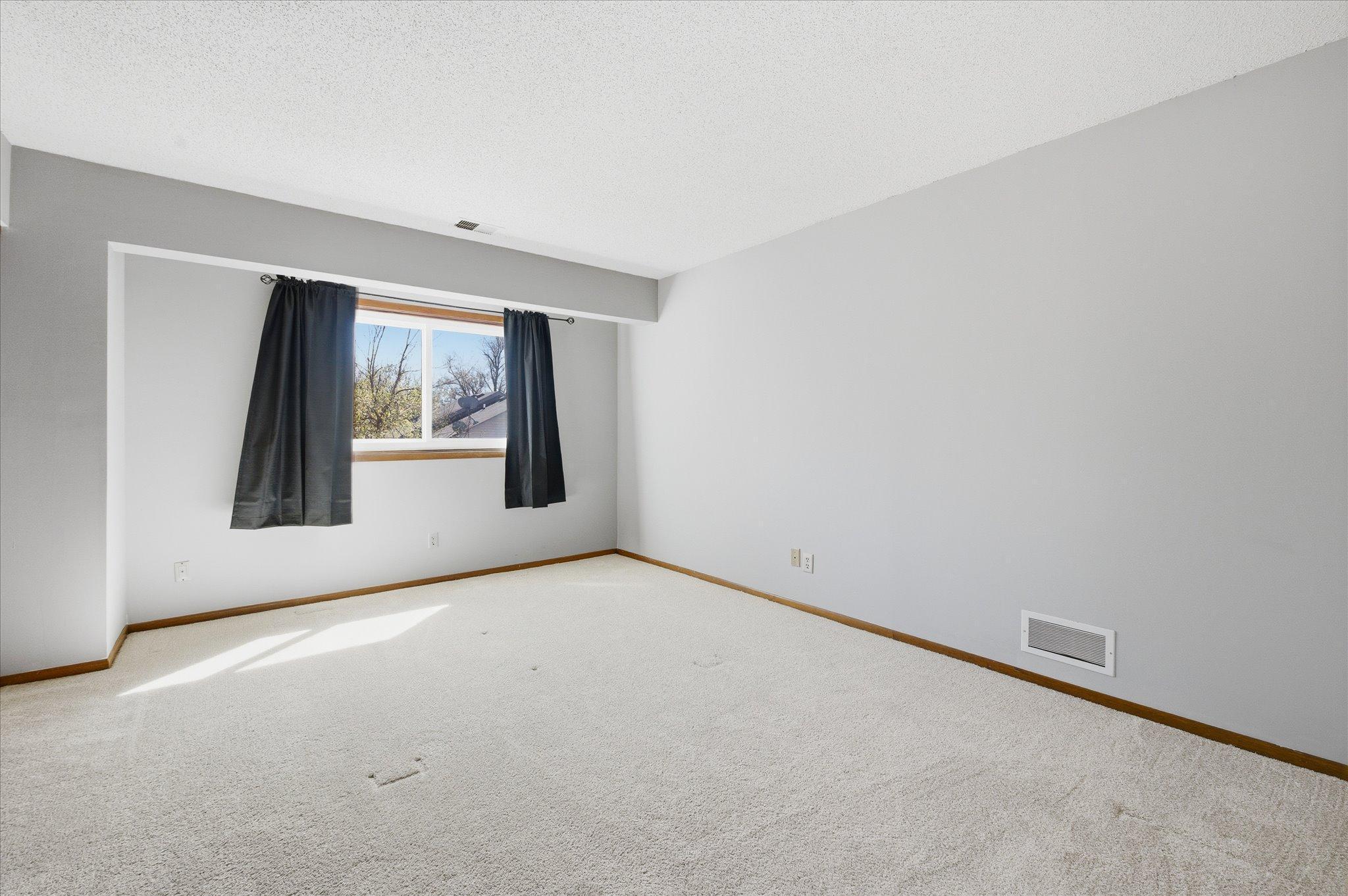 View of Residential at 1260 Virginia Street, Saint Paul MN 55117, Saint Paul (14 of 26) - Mike Wilen | Minnesota Team Real Estate
