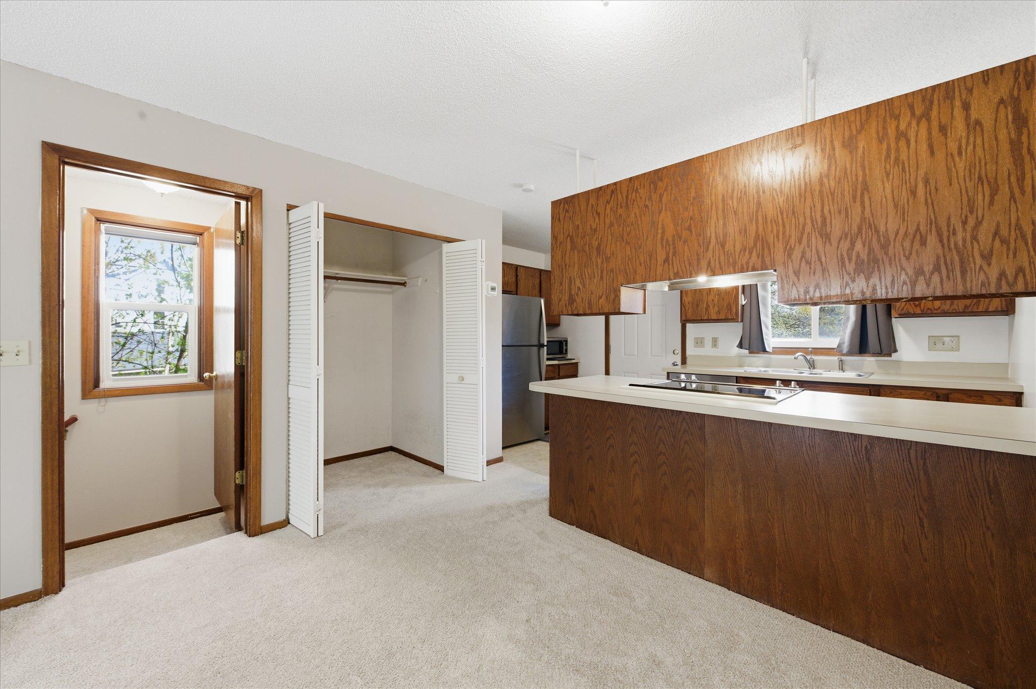 View of Residential at 1260 Virginia Street, Saint Paul MN 55117, Saint Paul (11 of 26) - Mike Wilen | Minnesota Team Real Estate