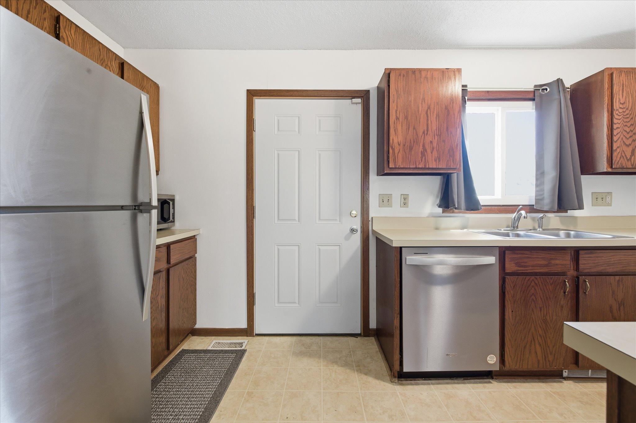 View of Residential at 1260 Virginia Street, Saint Paul MN 55117, Saint Paul (5 of 26) - Mike Wilen | Minnesota Team Real Estate