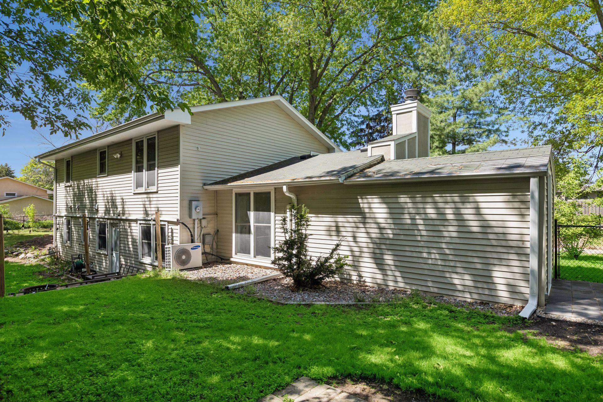 View of Residential at 6060 Hemlock Lane, Plymouth MN 55442, Plymouth (38 of 50) - Mike Wilen | Minnesota Team Real Estate