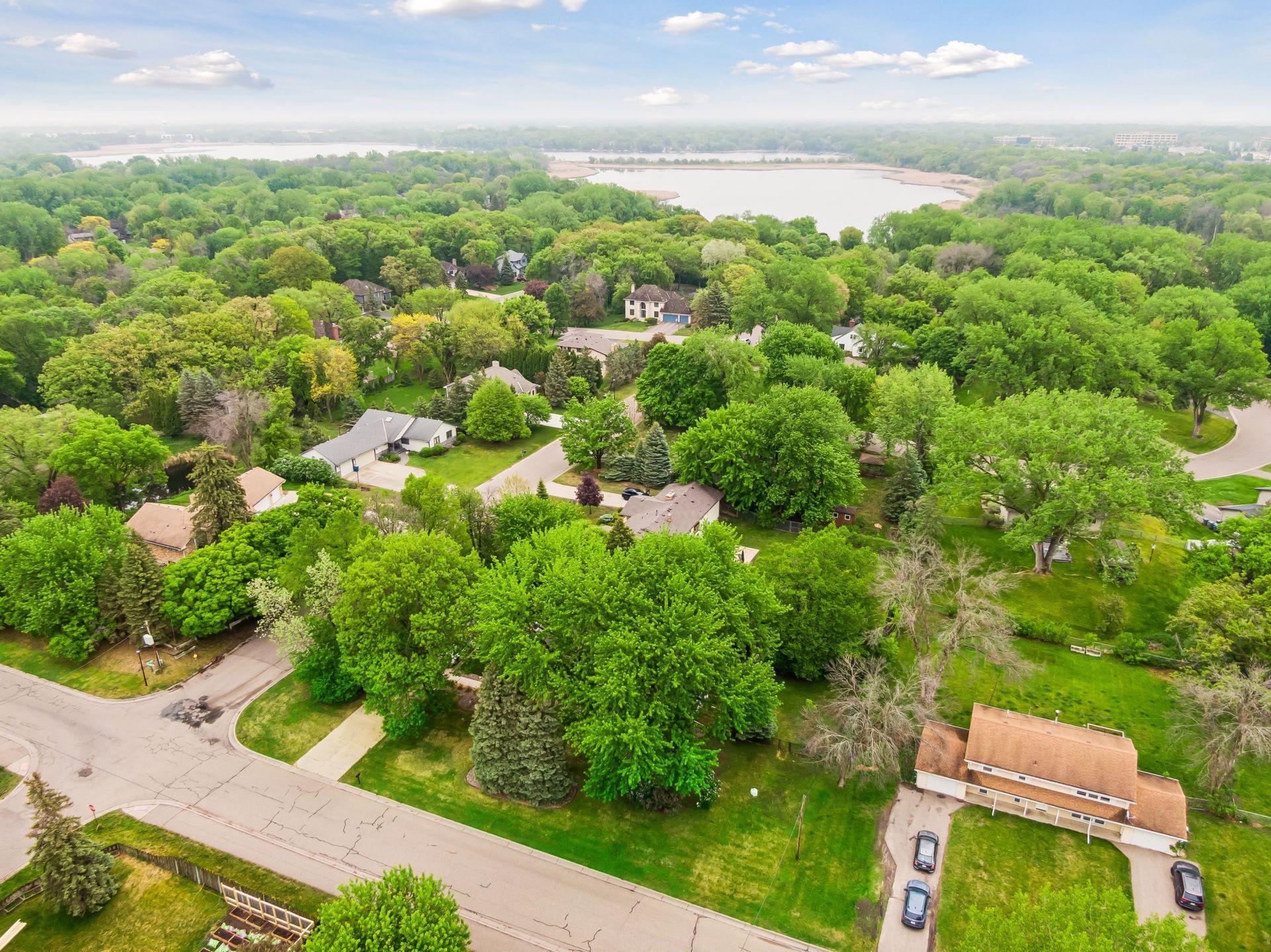 View of Residential at 6060 Hemlock Lane, Plymouth MN 55442, Plymouth (47 of 50) - Mike Wilen | Minnesota Team Real Estate