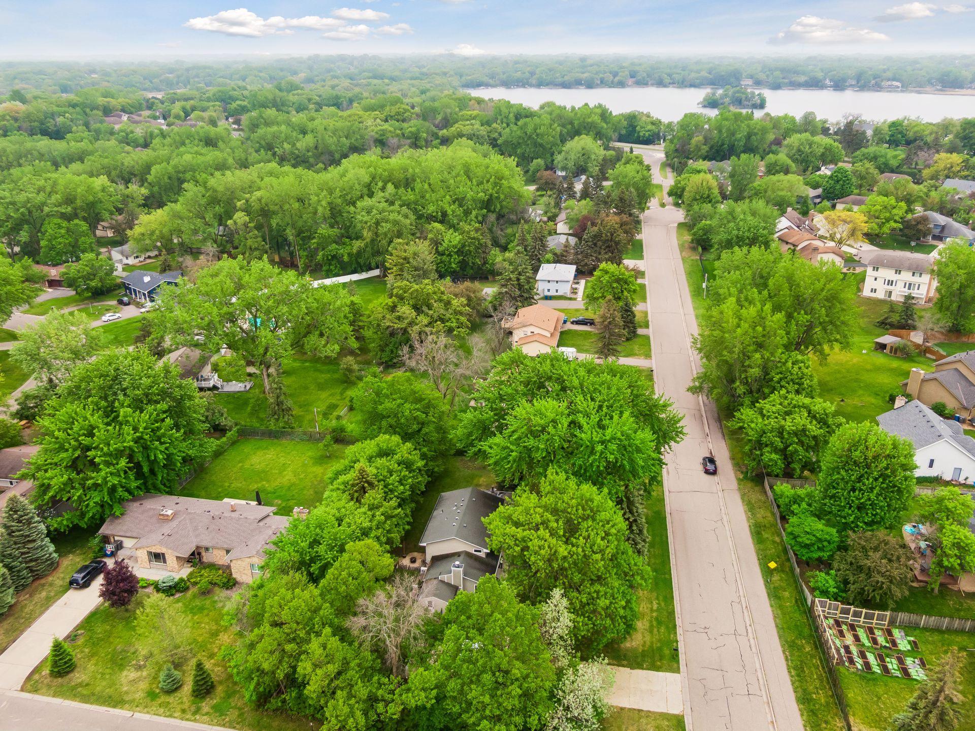 View of Residential at 6060 Hemlock Lane, Plymouth MN 55442, Plymouth (46 of 50) - Mike Wilen | Minnesota Team Real Estate