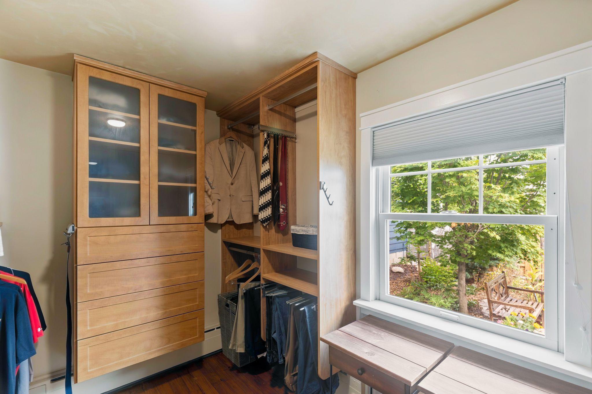 View of Residential at 1586 Grotto Street, Saint Paul MN 55117, Saint Paul (33 of 36) - Mike Wilen | Minnesota Team Real Estate