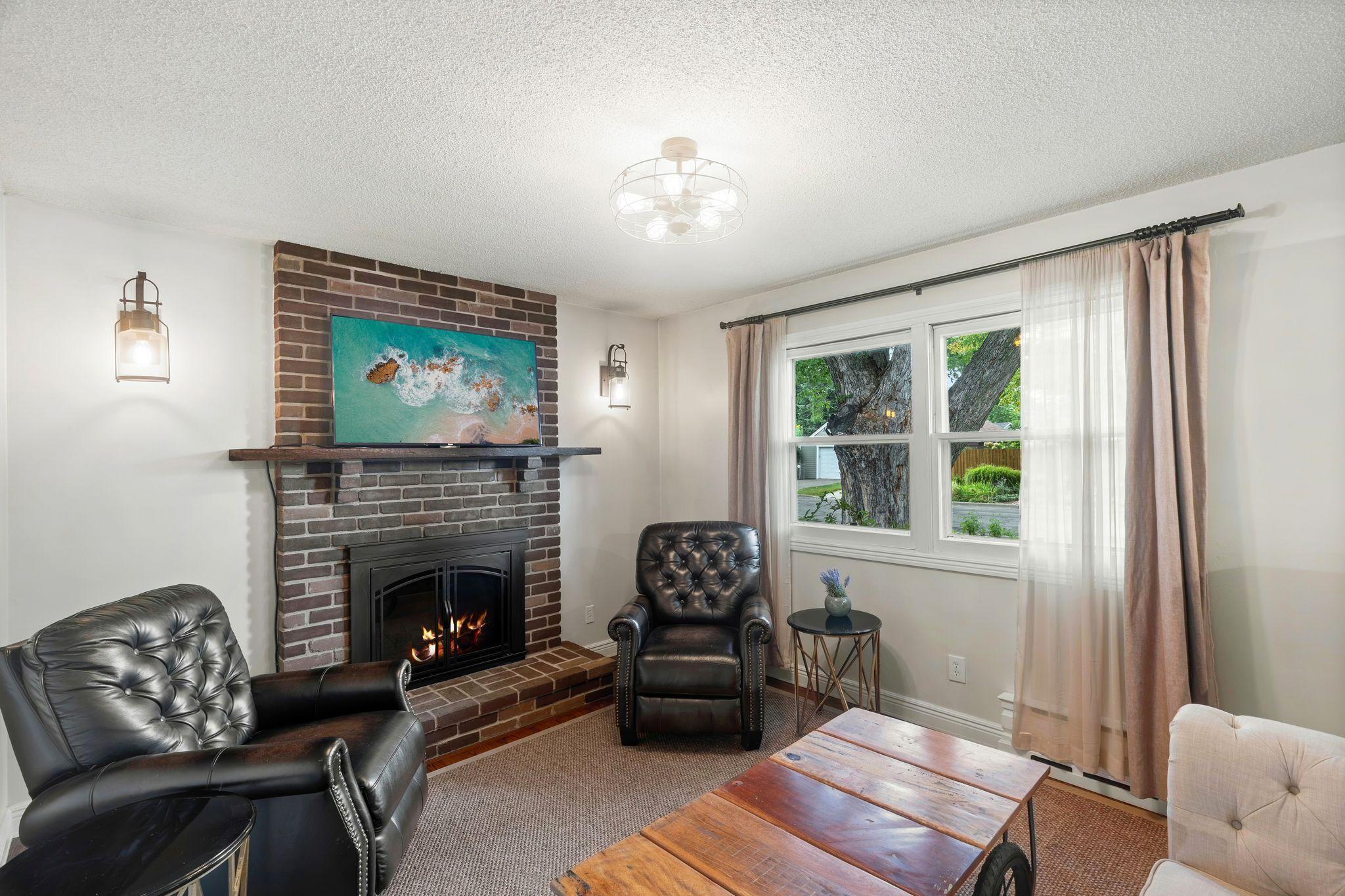 View of Residential at 1586 Grotto Street, Saint Paul MN 55117, Saint Paul (13 of 36) - Mike Wilen | Minnesota Team Real Estate