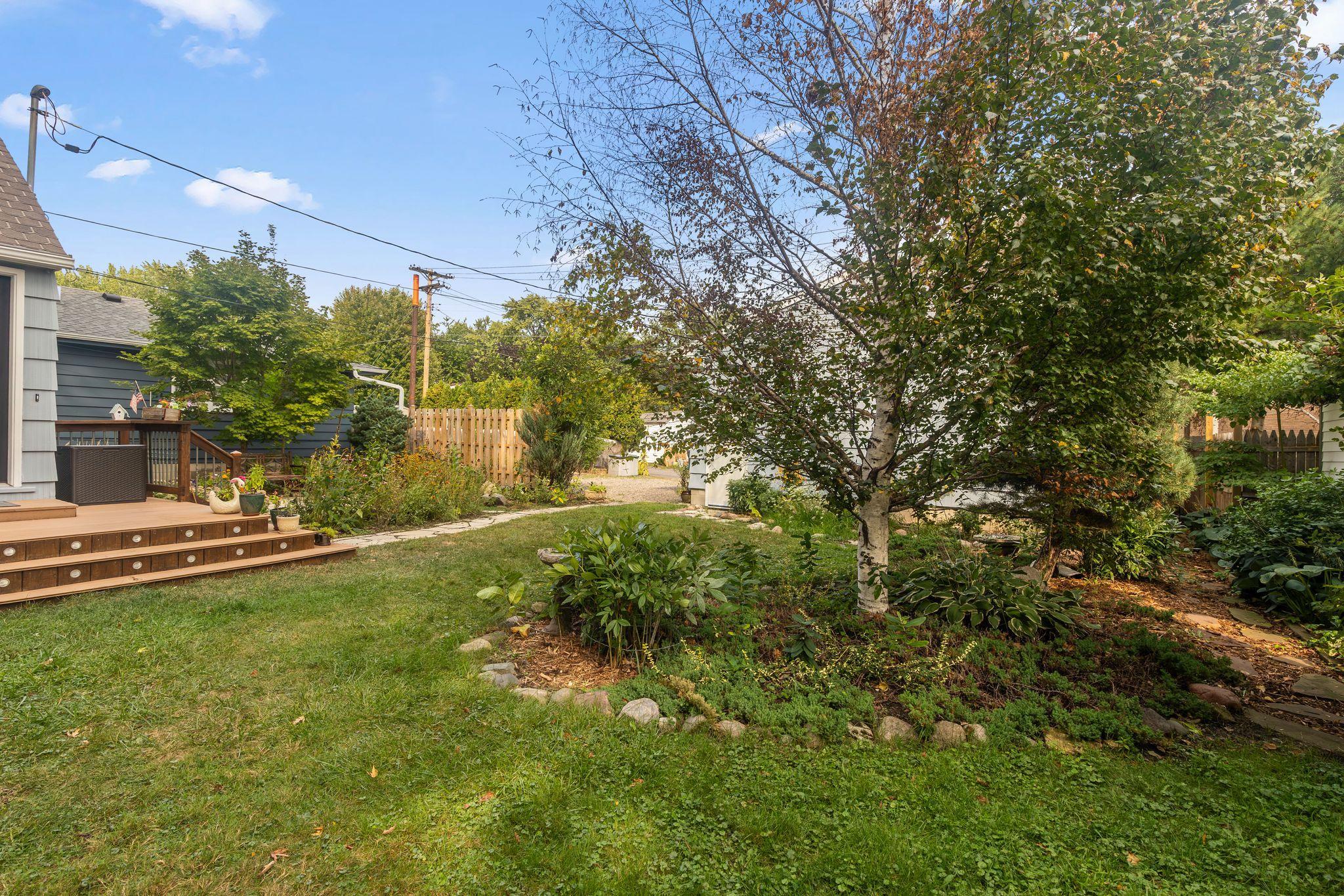 View of Residential at 1586 Grotto Street, Saint Paul MN 55117, Saint Paul (45 of 62) - Mike Wilen | Minnesota Team Real Estate