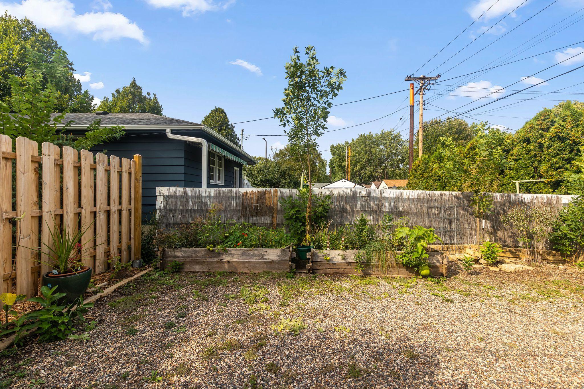 View of Residential at 1586 Grotto Street, Saint Paul MN 55117, Saint Paul (50 of 62) - Mike Wilen | Minnesota Team Real Estate
