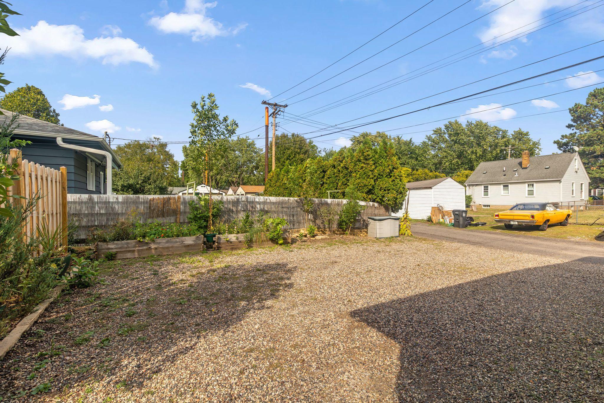 View of Residential at 1586 Grotto Street, Saint Paul MN 55117, Saint Paul (59 of 62) - Mike Wilen | Minnesota Team Real Estate