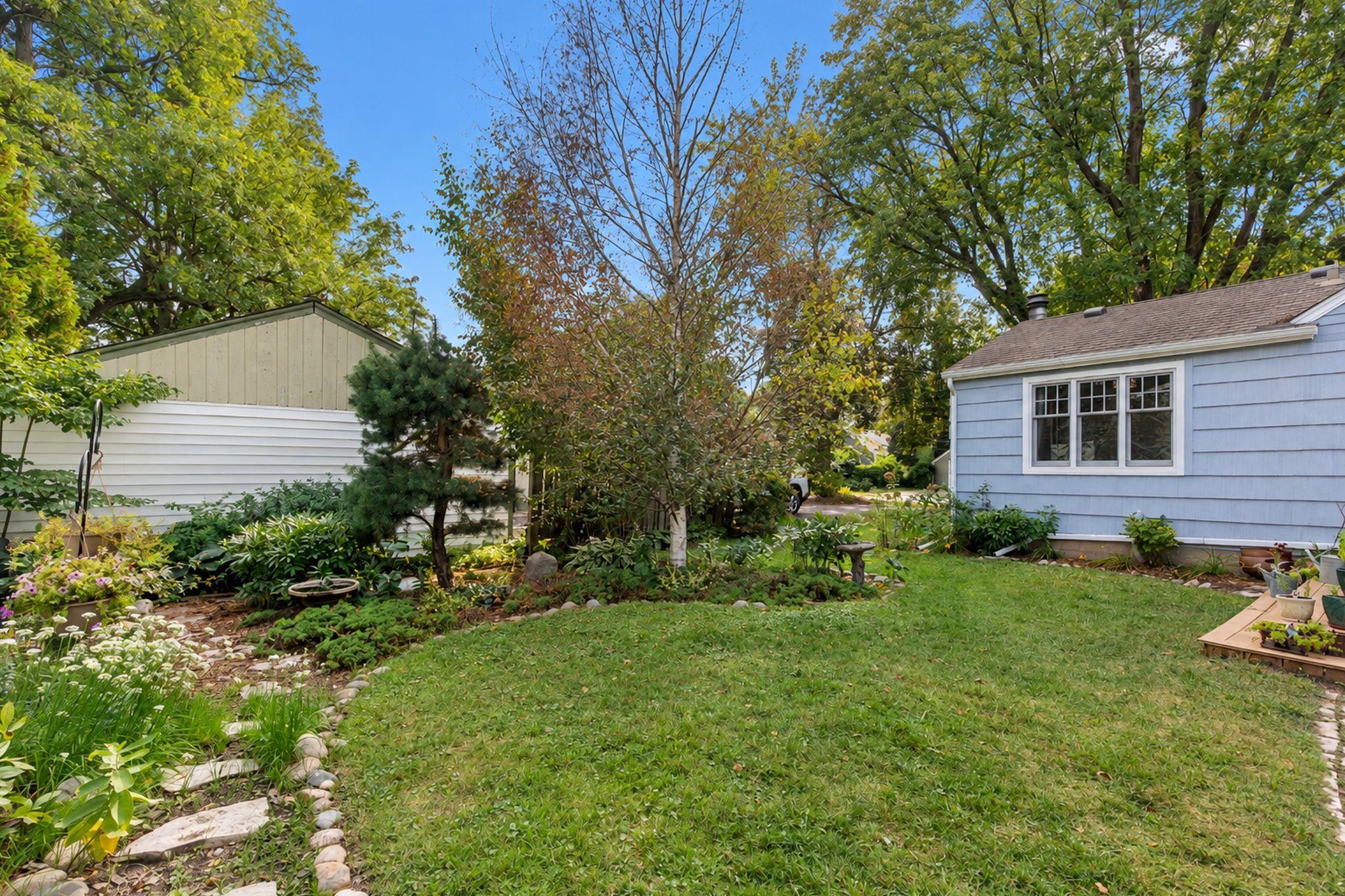 View of Residential at 1586 Grotto Street, Saint Paul MN 55117, Saint Paul (42 of 62) - Mike Wilen | Minnesota Team Real Estate