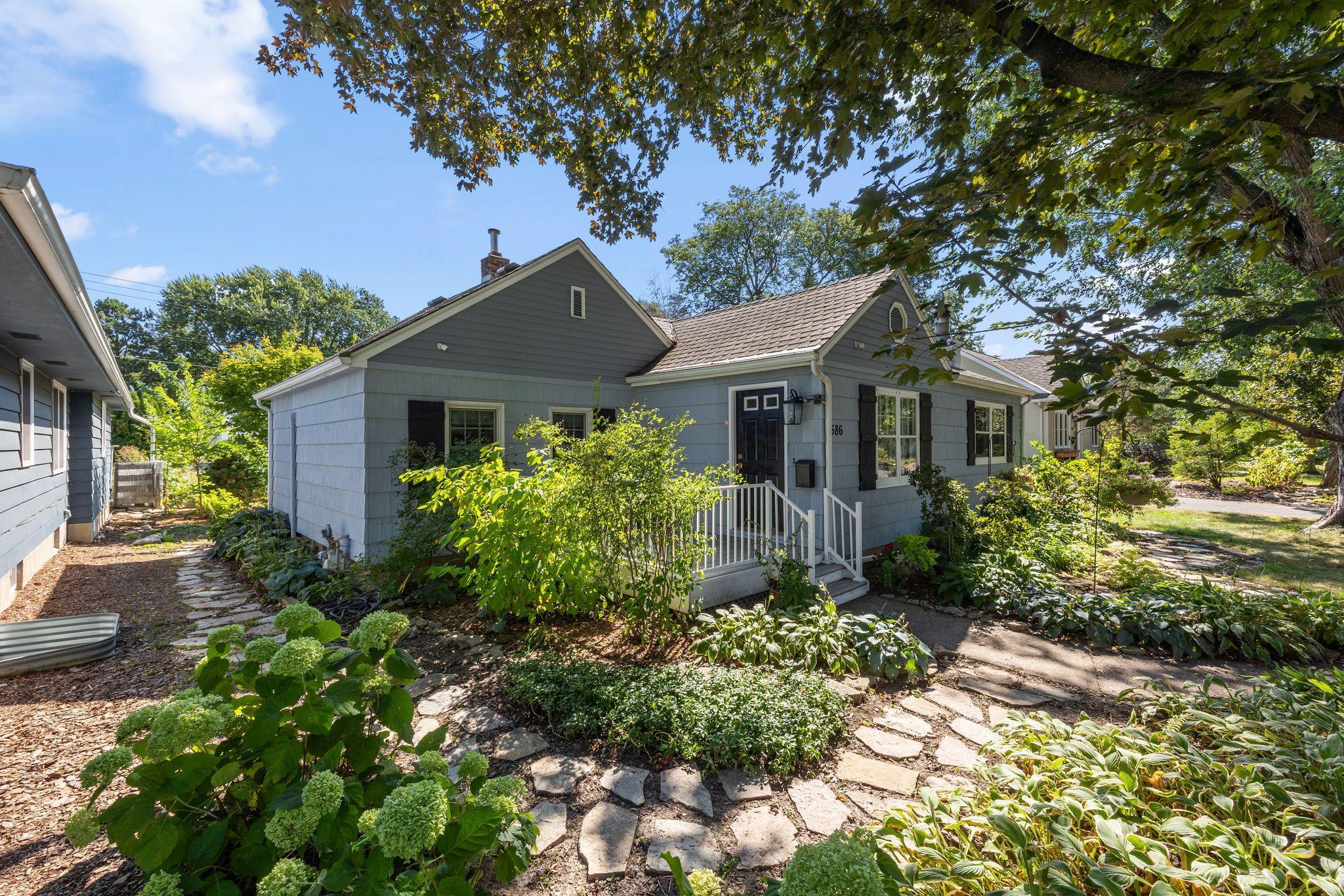 View of Residential at 1586 Grotto Street, Saint Paul MN 55117, Saint Paul (5 of 36) - Mike Wilen | Minnesota Team Real Estate