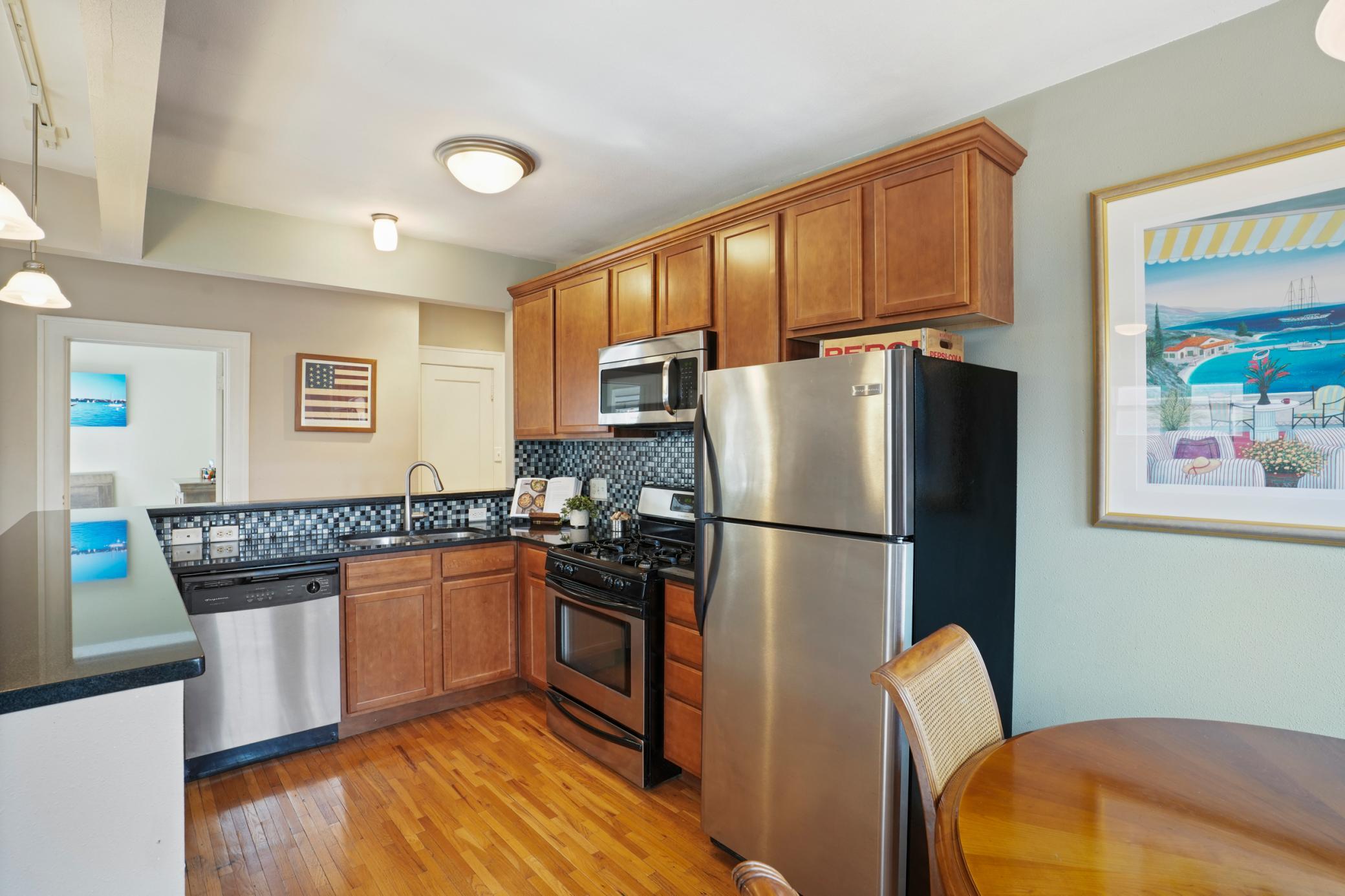 View of Residential at 3520 Emerson Avenue #202, Minneapolis MN 55408, Minneapolis (4 of 26) - Mike Wilen | Minnesota Team Real Estate