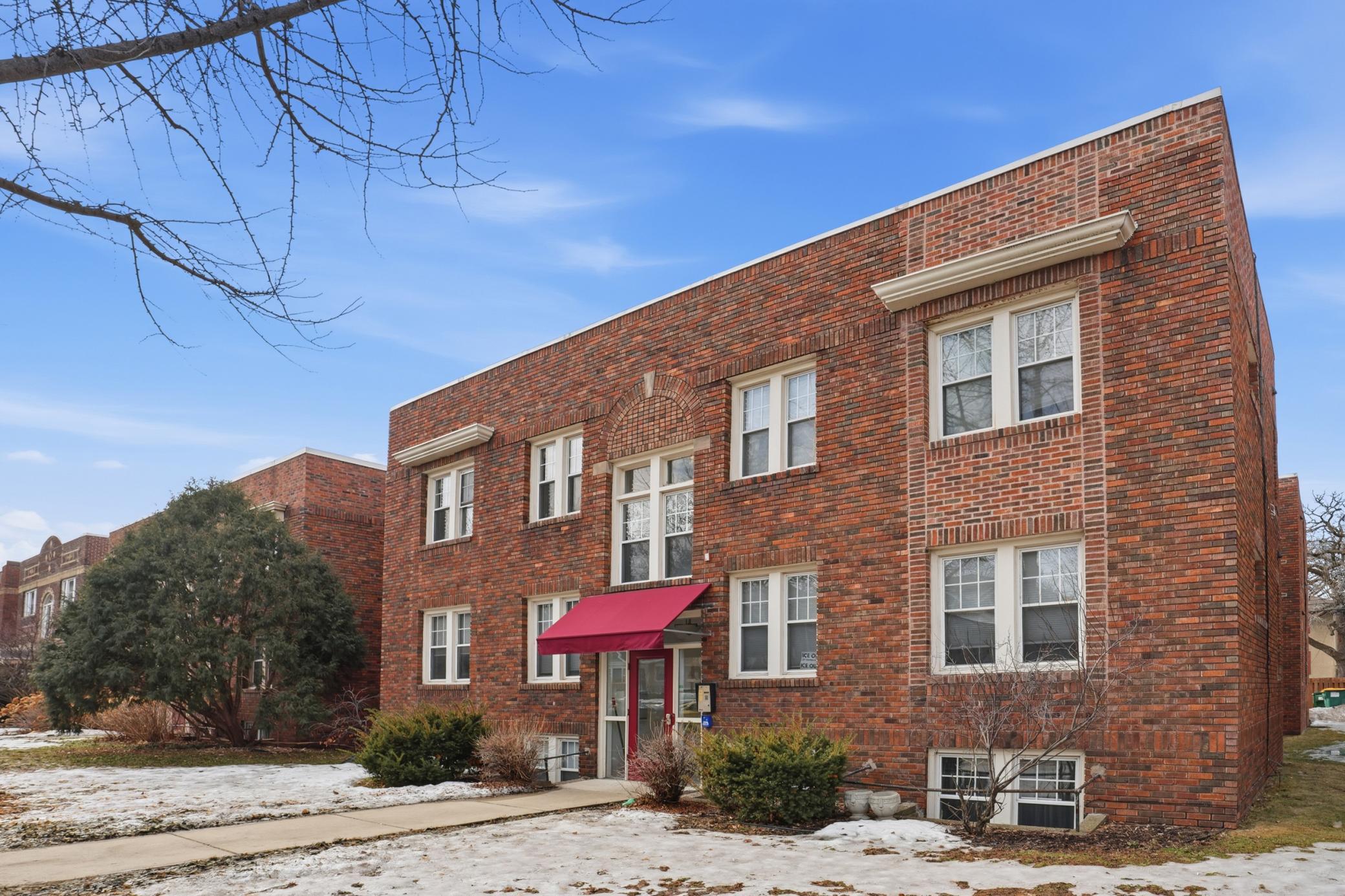 View of Residential at 3520 Emerson Avenue #202, Minneapolis MN 55408, Minneapolis (19 of 26) - Mike Wilen | Minnesota Team Real Estate