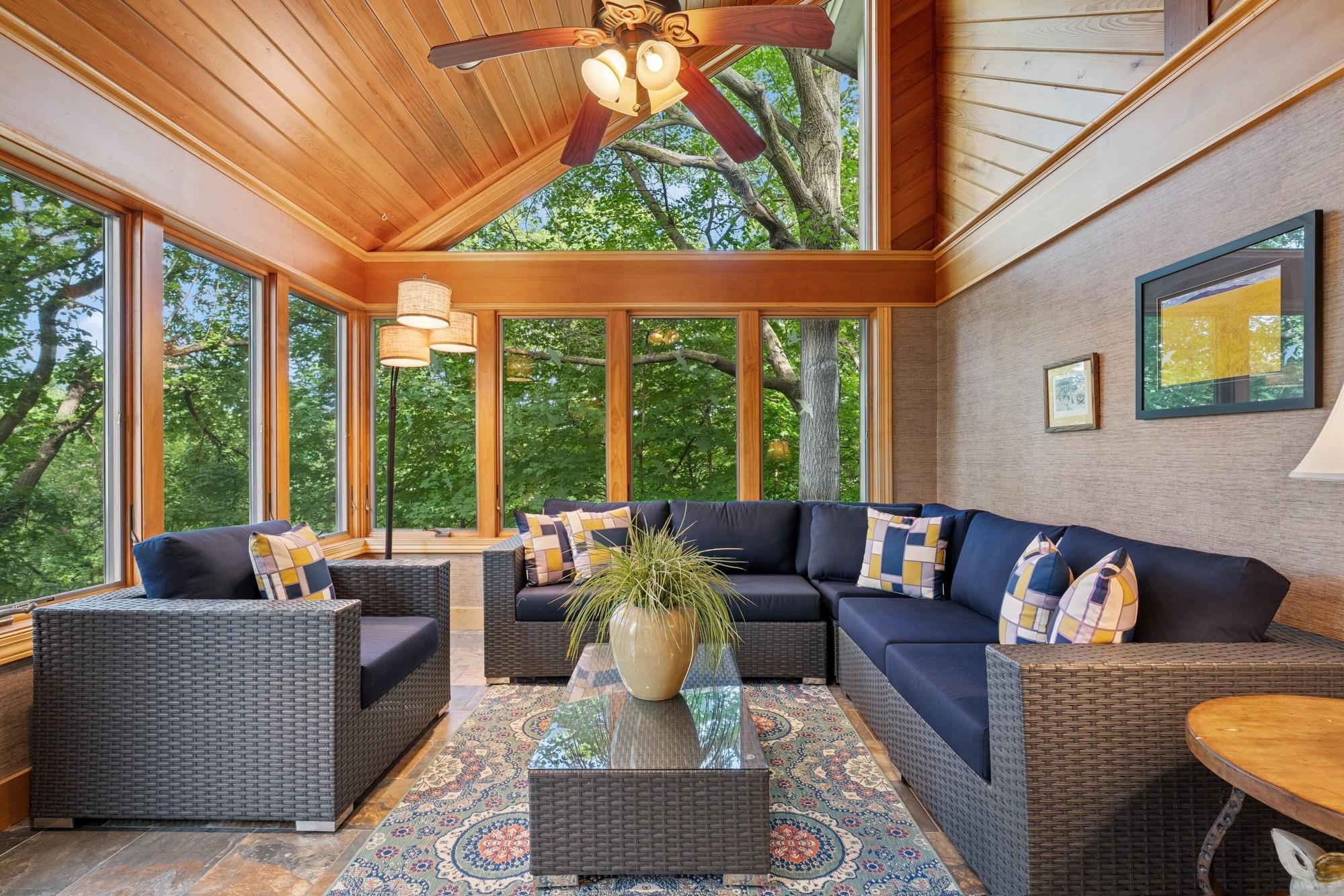 View of Residential at 10420 Bluff Circle, Chaska MN 55318, Chaska (12 of 30) - Mike Wilen | Minnesota Team Real Estate