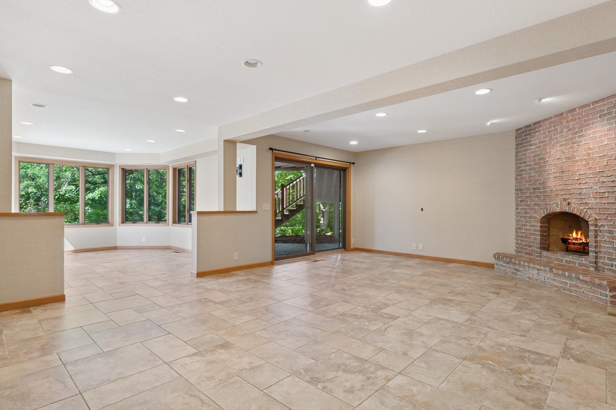 View of Residential at 10420 Bluff Circle, Chaska MN 55318, Chaska (28 of 30) - Mike Wilen | Minnesota Team Real Estate
