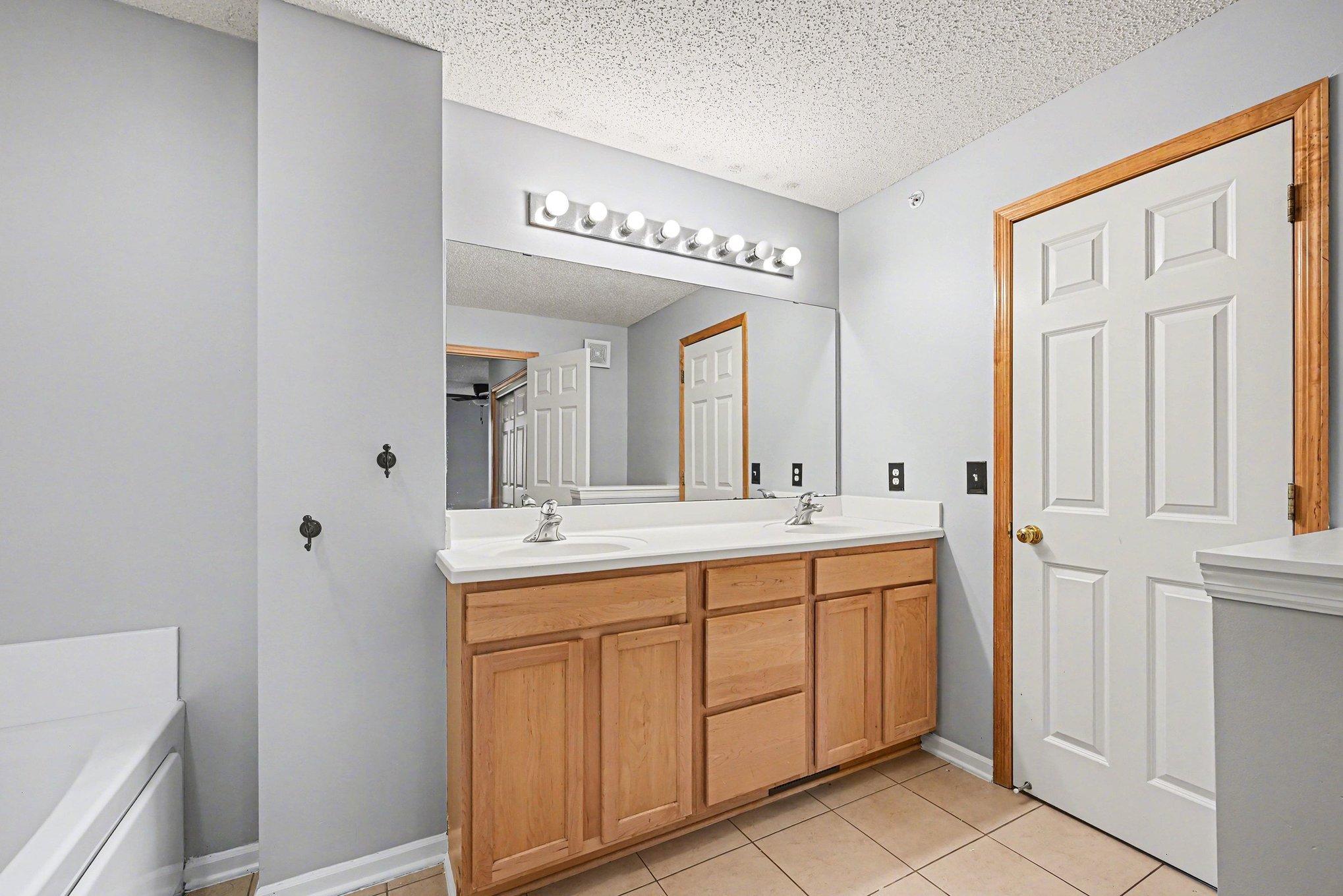 View of Residential at 11212 Aberdeen Street #C, Blaine MN 55449, Blaine (23 of 25) - Mike Wilen | Minnesota Team Real Estate