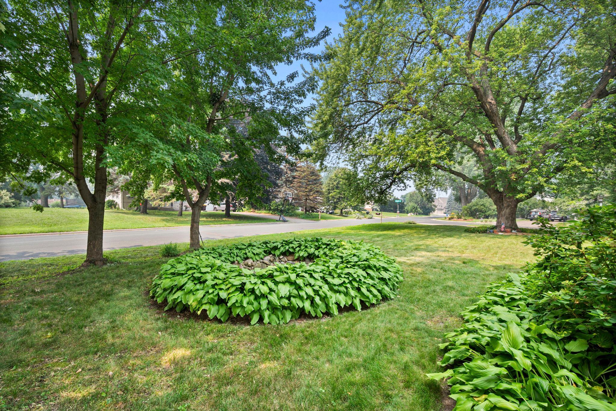 View of Residential at 545 Miriam Street, Mendota Heights MN 55118, Mendota Heights (37 of 47) - Mike Wilen | Minnesota Team Real Estate