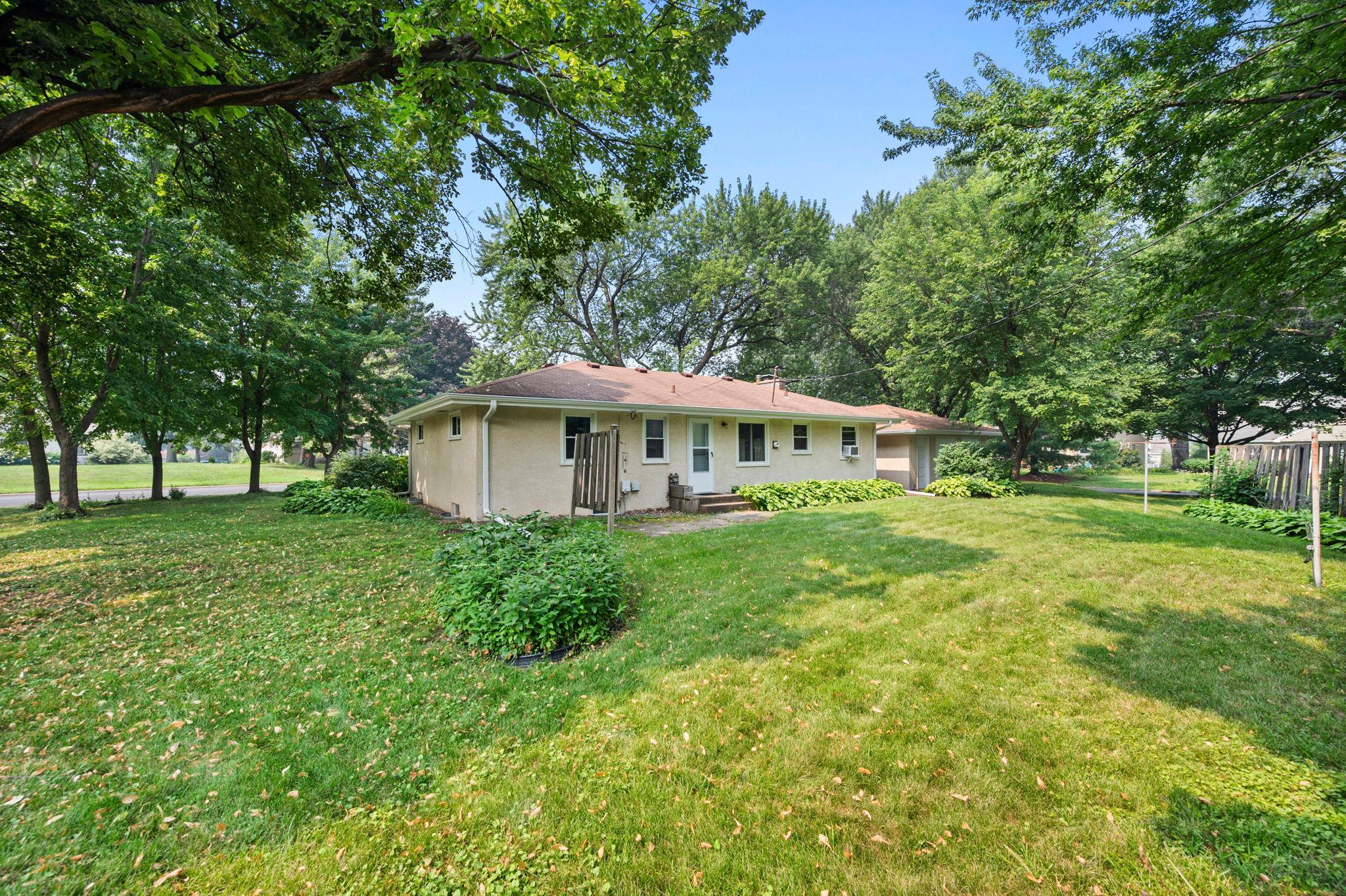 View of Residential at 545 Miriam Street, Mendota Heights MN 55118, Mendota Heights (34 of 47) - Mike Wilen | Minnesota Team Real Estate