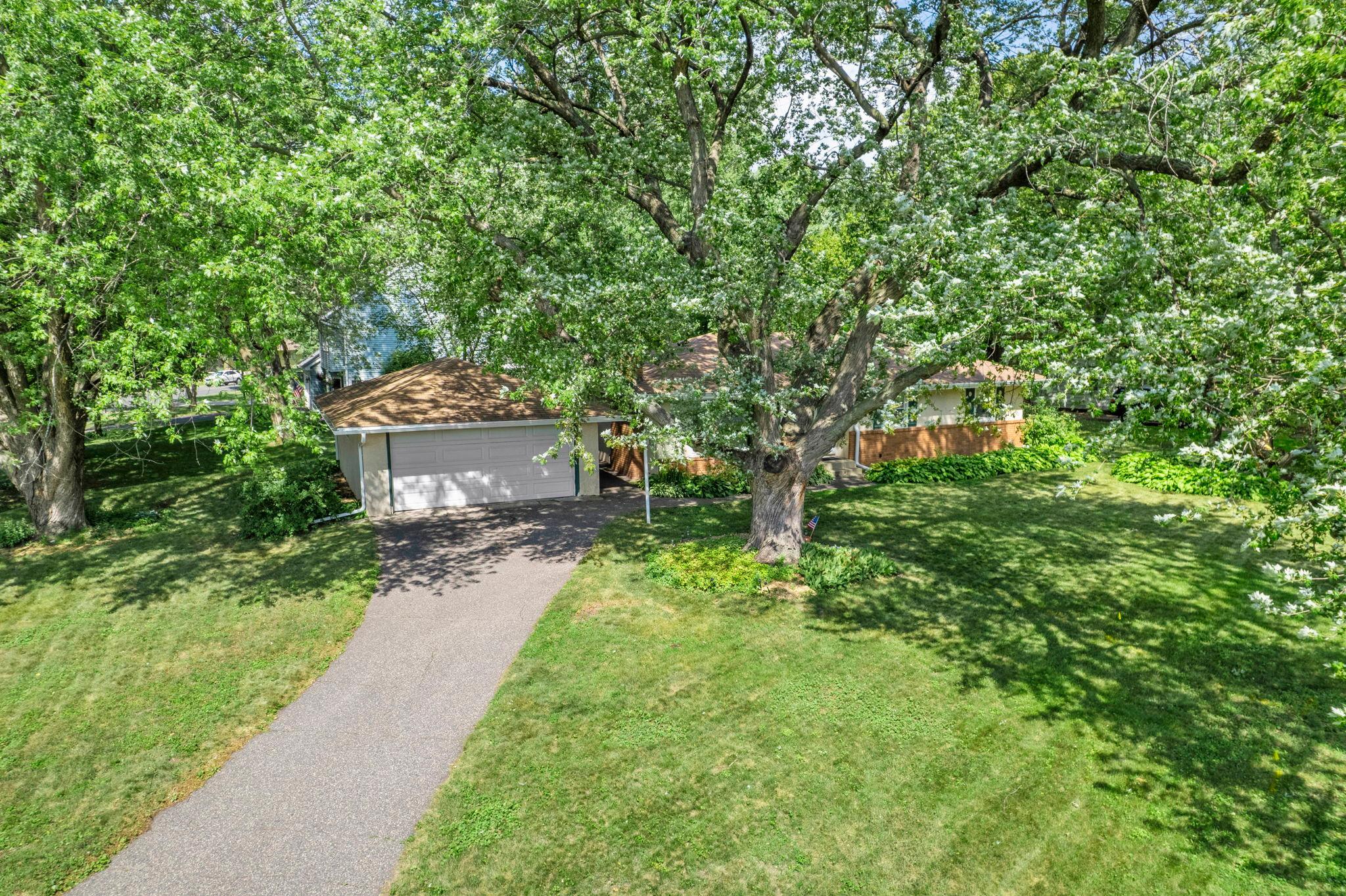 View of Residential at 545 Miriam Street, Mendota Heights MN 55118, Mendota Heights (39 of 47) - Mike Wilen | Minnesota Team Real Estate
