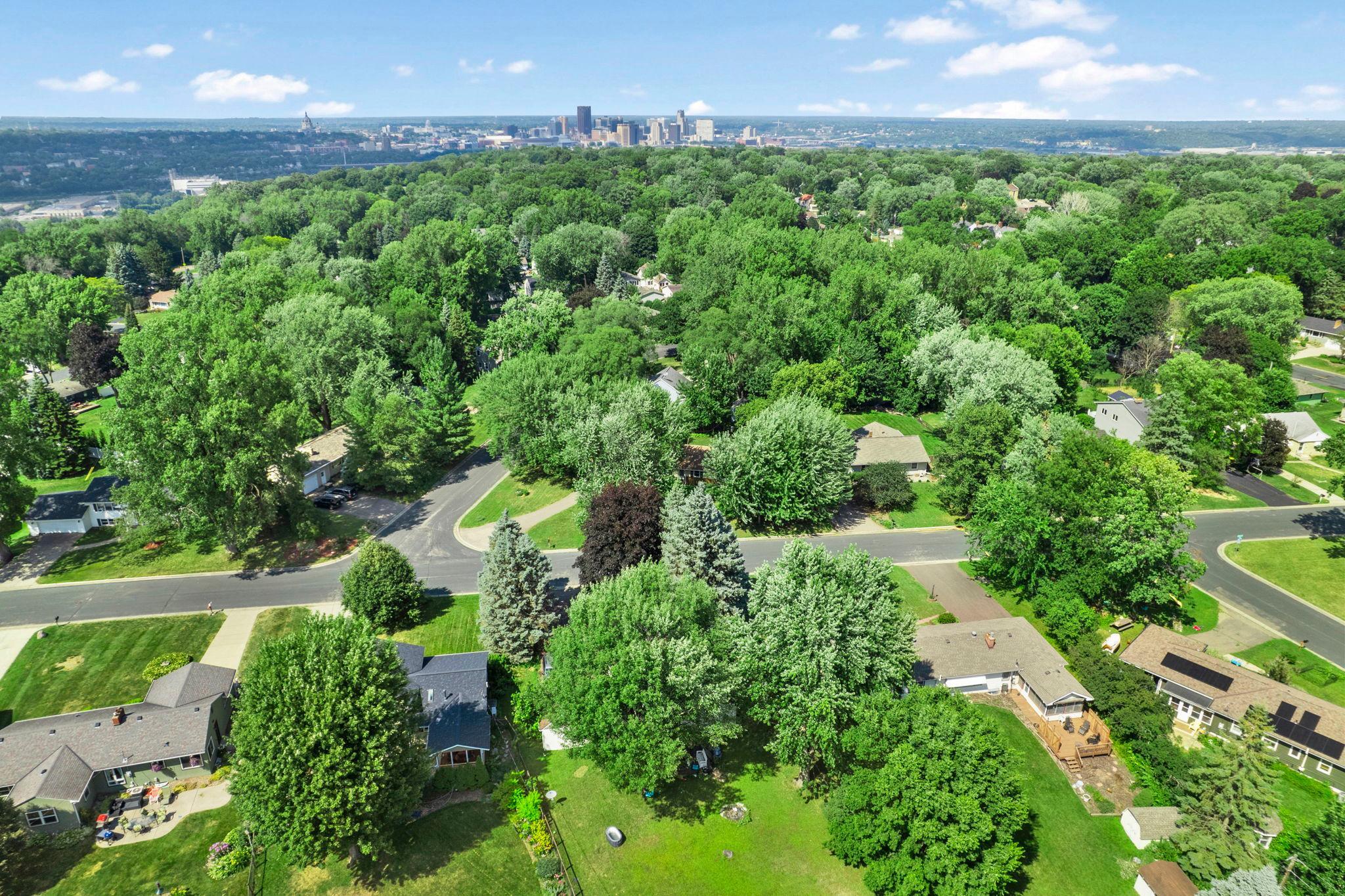 View of Residential at 545 Miriam Street, Mendota Heights MN 55118, Mendota Heights (42 of 47) - Mike Wilen | Minnesota Team Real Estate