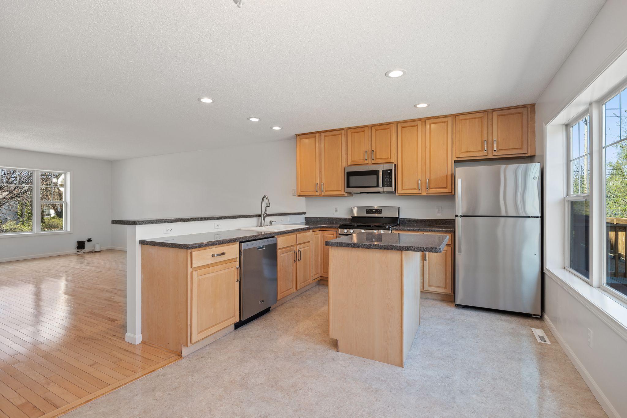 View of Residential at 1823 3rd Street, Minneapolis MN 55418, Minneapolis (6 of 14) - Mike Wilen | Minnesota Team Real Estate