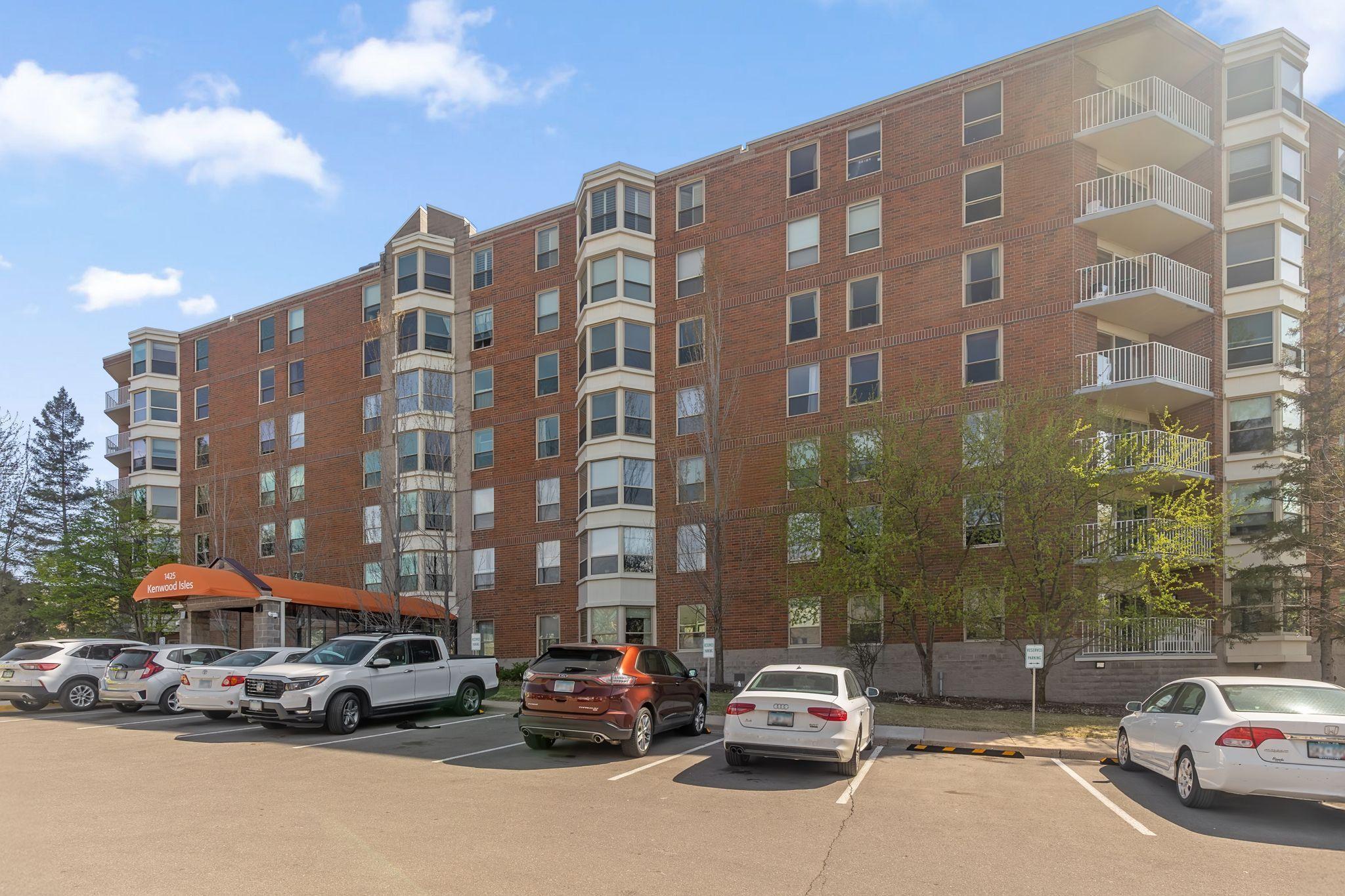 View of Residential at 1425 28th Street #508, Minneapolis MN 55408, Minneapolis (19 of 34) - Mike Wilen | Minnesota Team Real Estate