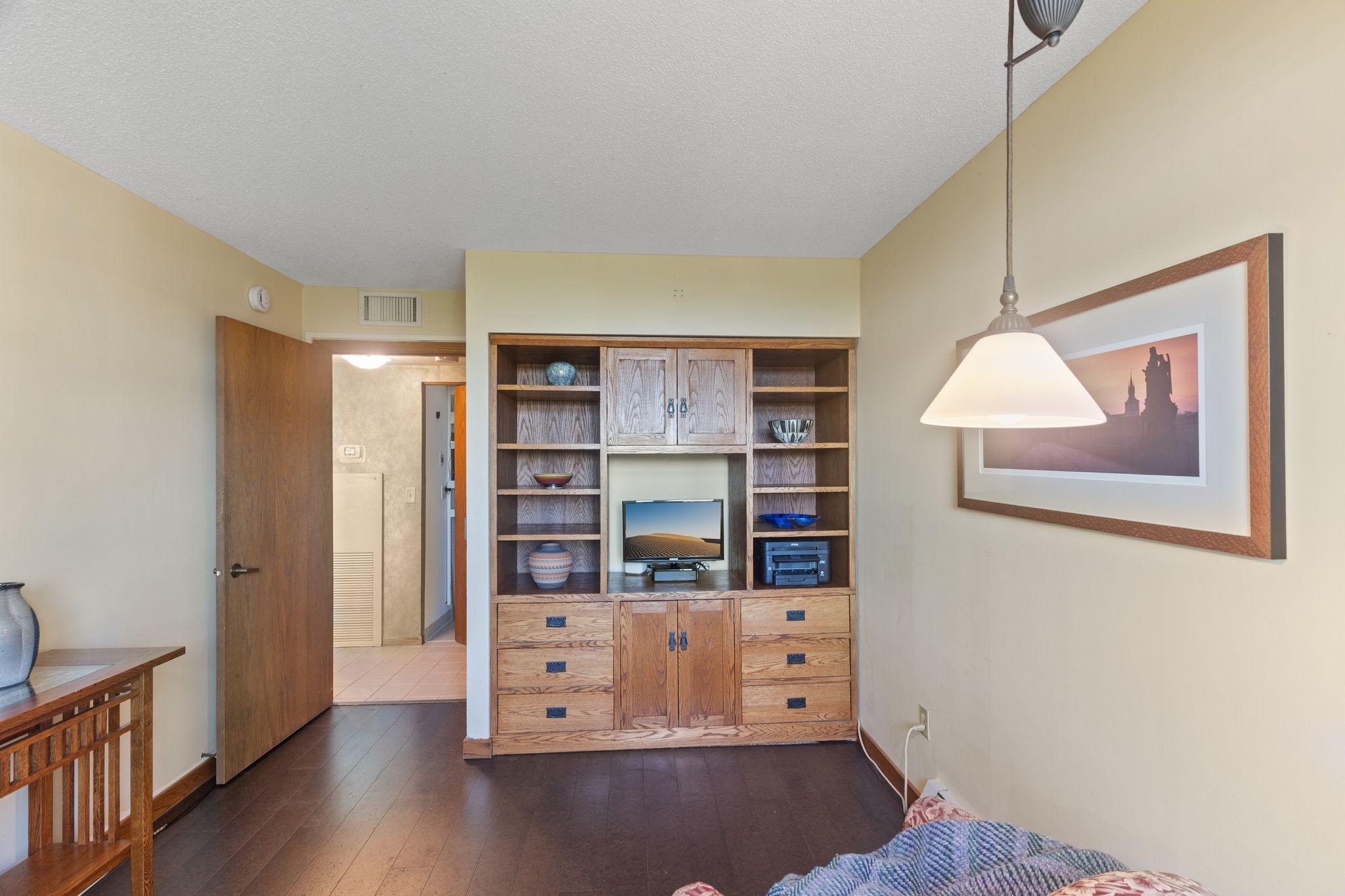 View of Residential at 1425 28th Street #508, Minneapolis MN 55408, Minneapolis (29 of 49) - Mike Wilen | Minnesota Team Real Estate
