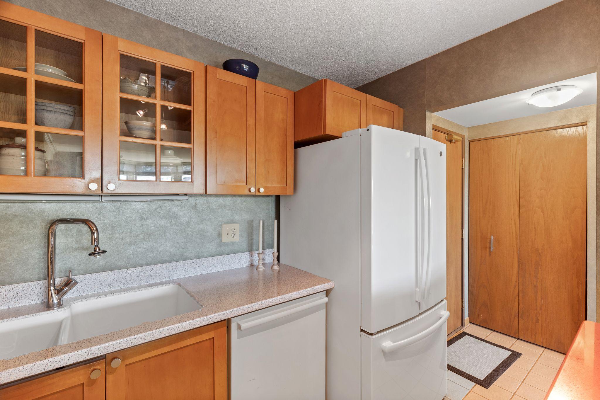 View of Residential at 1425 28th Street #508, Minneapolis MN 55408, Minneapolis (16 of 49) - Mike Wilen | Minnesota Team Real Estate