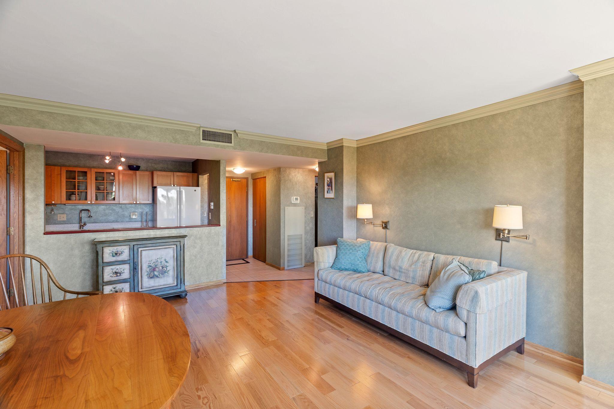 View of Residential at 1425 28th Street #508, Minneapolis MN 55408, Minneapolis (8 of 49) - Mike Wilen | Minnesota Team Real Estate