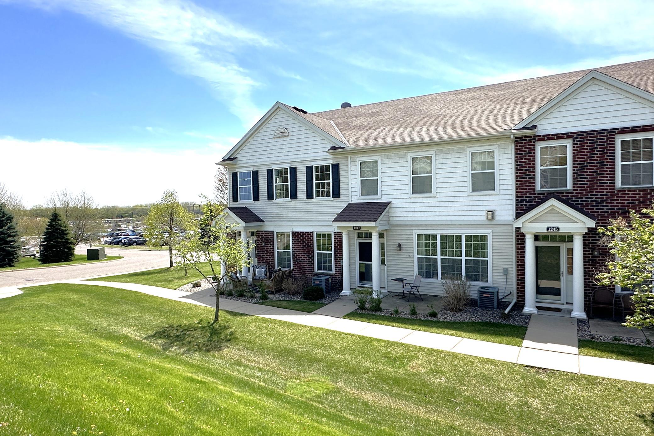 View of Residential at 1249 Chateau Avenue #405, Maplewood MN 55109, Maplewood (19 of 24) - Mike Wilen | Minnesota Team Real Estate