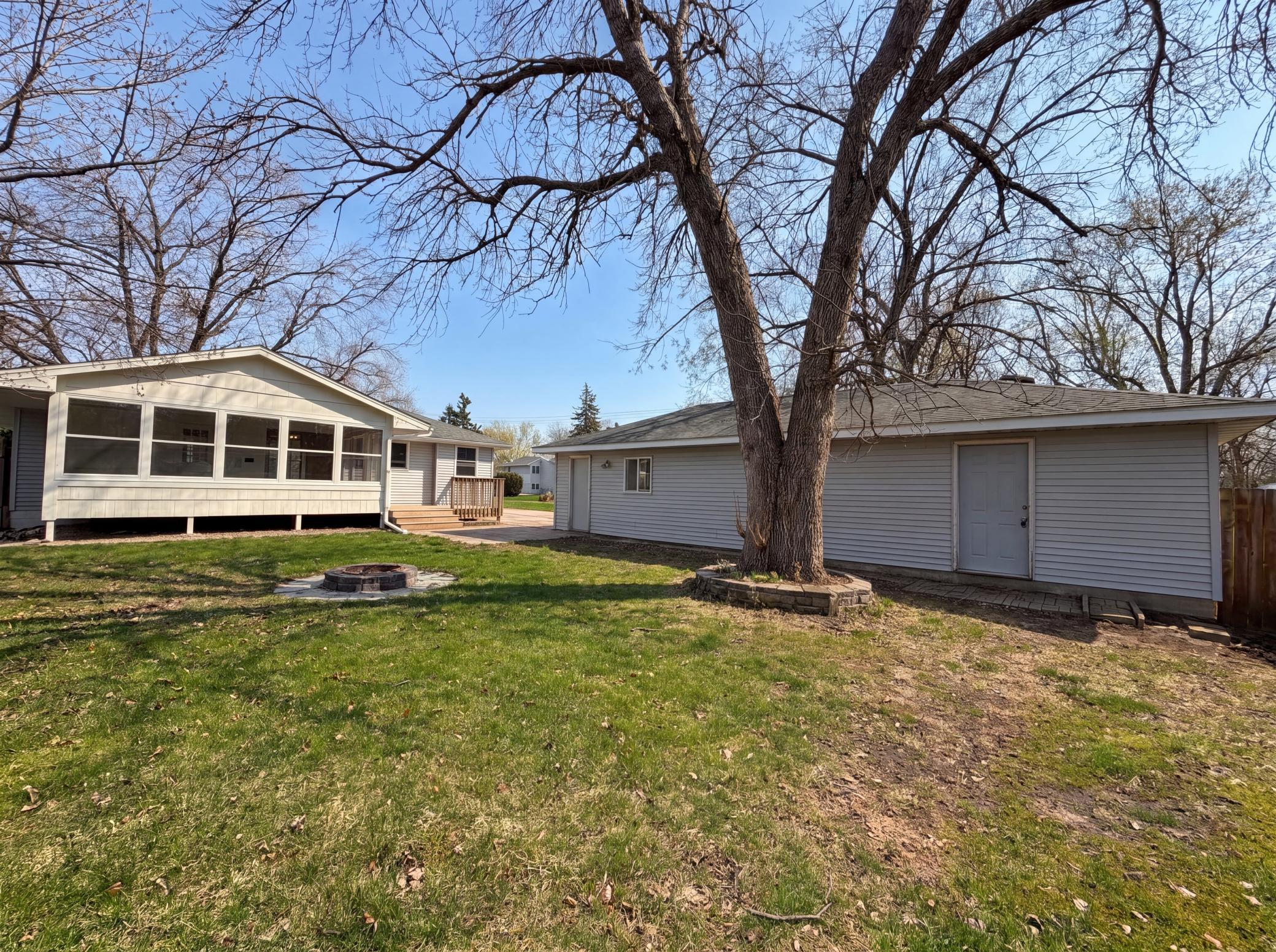 View of Residential at 6319 Perry Avenue, Brooklyn Center MN 55429, Brooklyn Center (23 of 24) - Mike Wilen | Minnesota Team Real Estate
