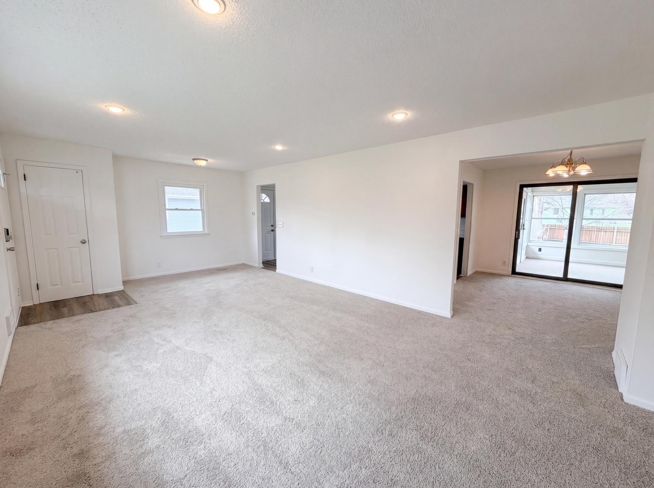 View of Residential at 6319 Perry Avenue, Brooklyn Center MN 55429, Brooklyn Center (18 of 24) - Mike Wilen | Minnesota Team Real Estate