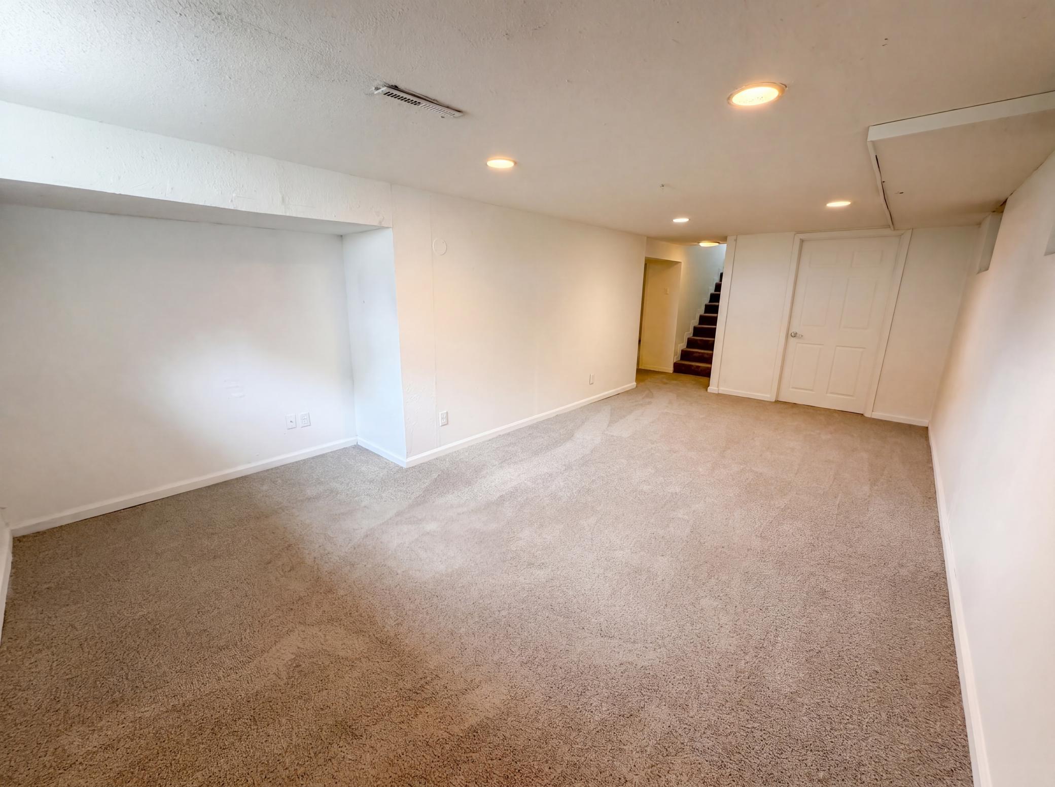 View of Residential at 6319 Perry Avenue, Brooklyn Center MN 55429, Brooklyn Center (13 of 24) - Mike Wilen | Minnesota Team Real Estate