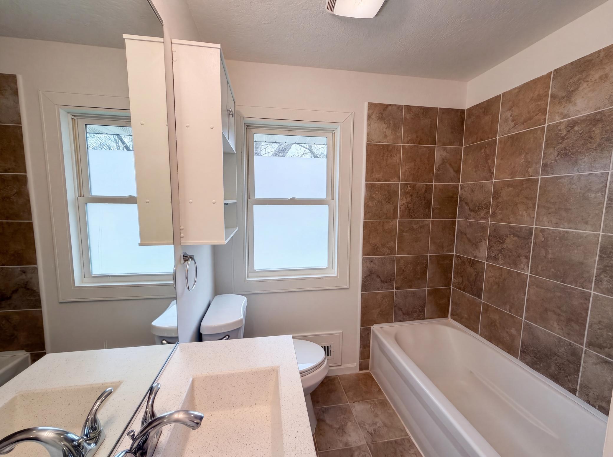View of Residential at 6319 Perry Avenue, Brooklyn Center MN 55429, Brooklyn Center (10 of 24) - Mike Wilen | Minnesota Team Real Estate