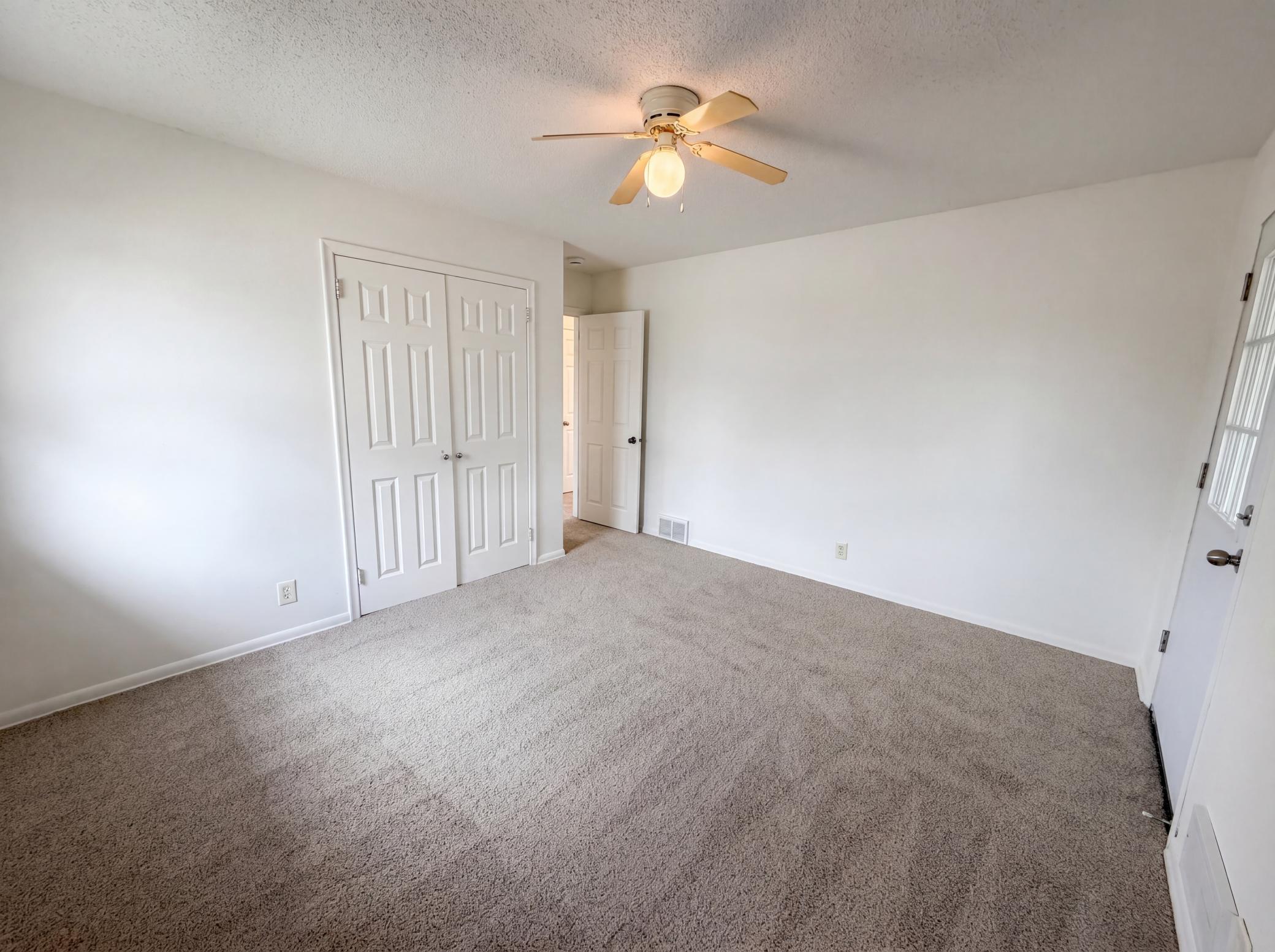 View of Residential at 6319 Perry Avenue, Brooklyn Center MN 55429, Brooklyn Center (4 of 24) - Mike Wilen | Minnesota Team Real Estate