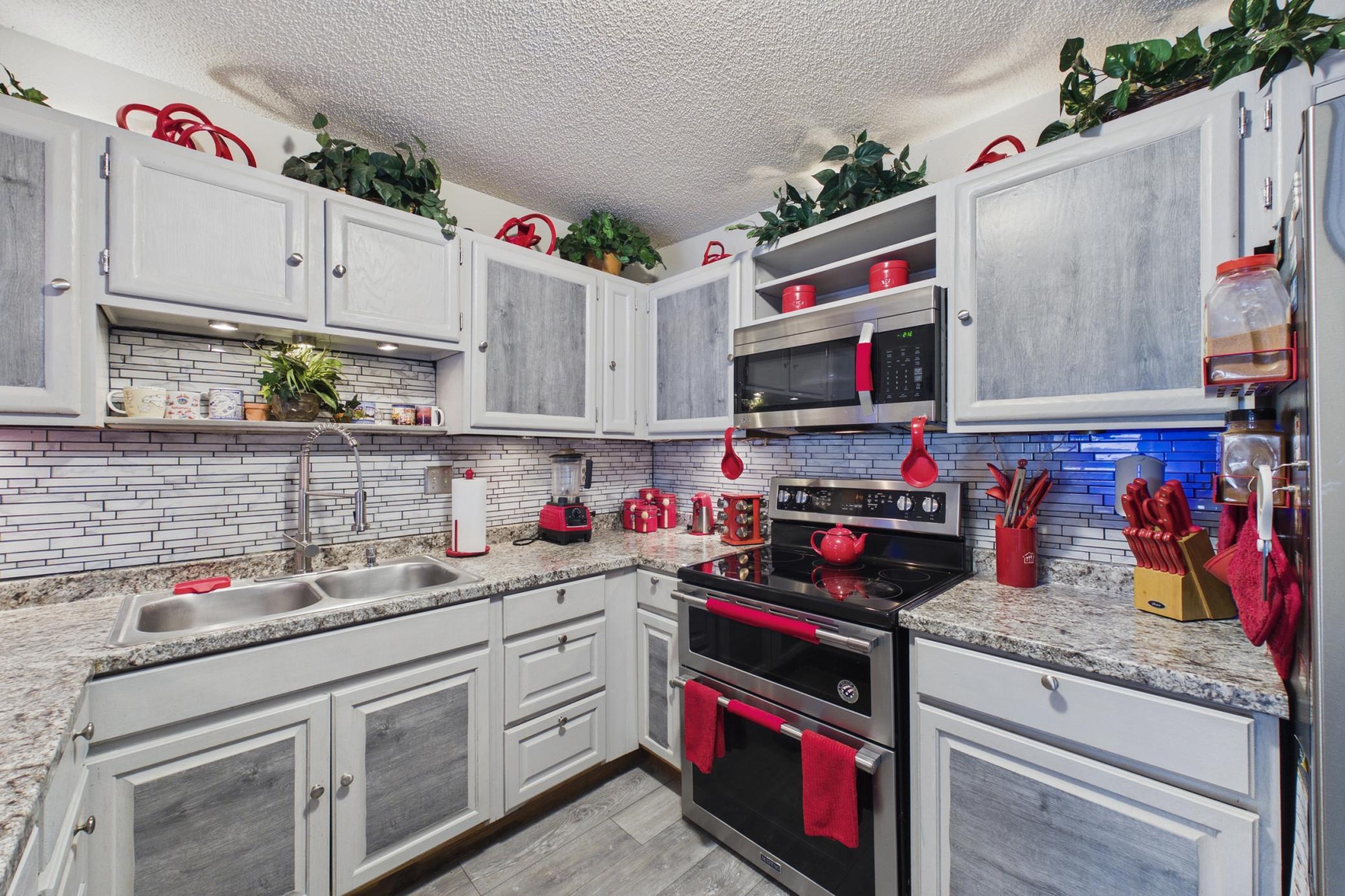 View of Residential at 1417 63rd Lane, Brooklyn Center MN 55430, Brooklyn Center (7 of 27) - Mike Wilen | Minnesota Team Real Estate