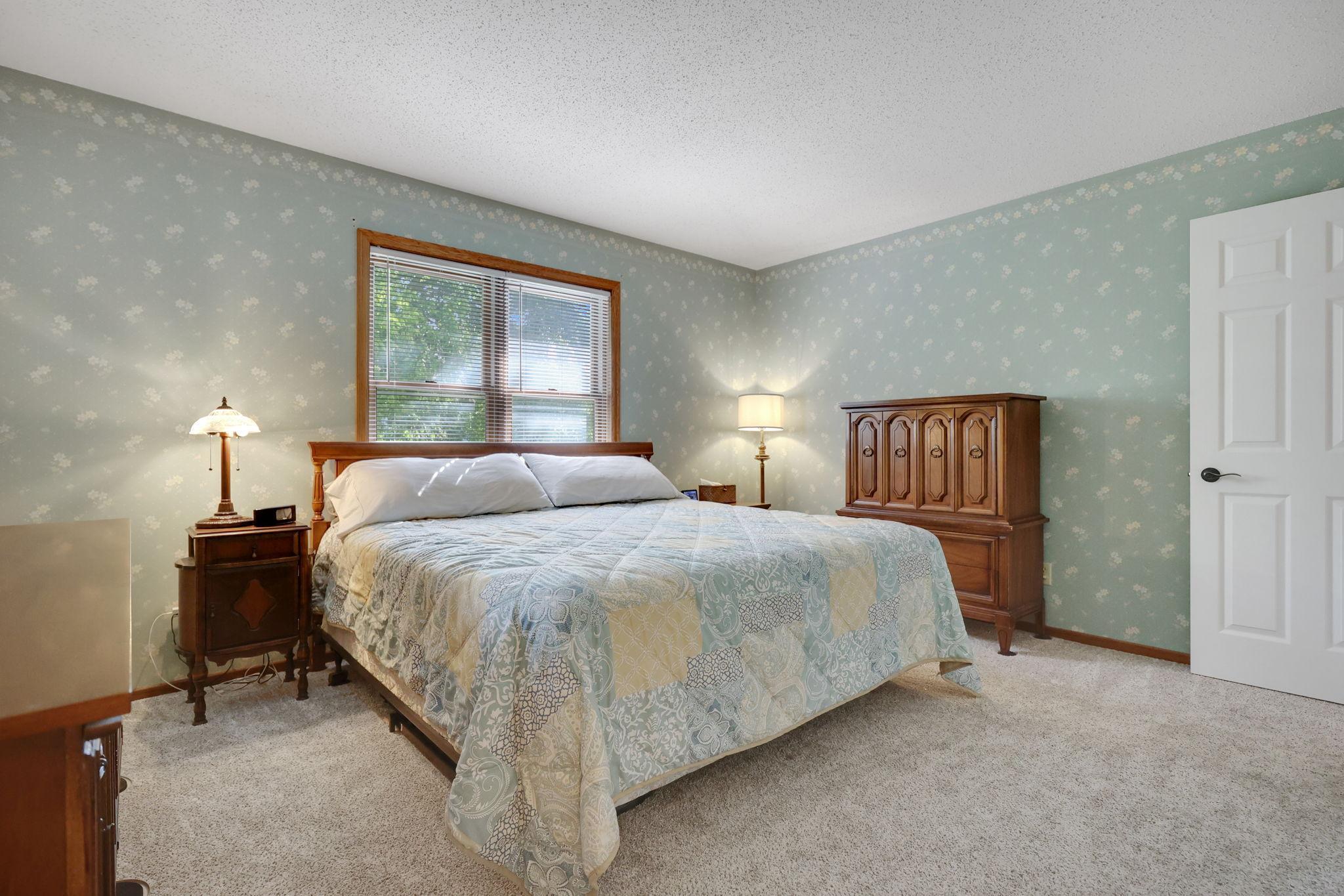View of Residential at 1827 County Rd. E #18, White Bear Lake MN 55110, White Bear Lake (14 of 23) - Mike Wilen | Minnesota Team Real Estate