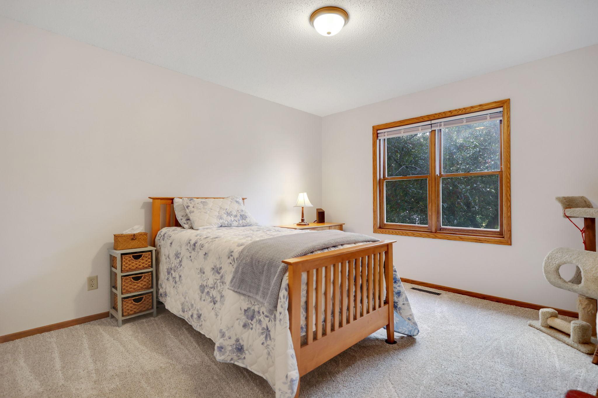 View of Residential at 1827 County Rd. E #18, White Bear Lake MN 55110, White Bear Lake (15 of 23) - Mike Wilen | Minnesota Team Real Estate