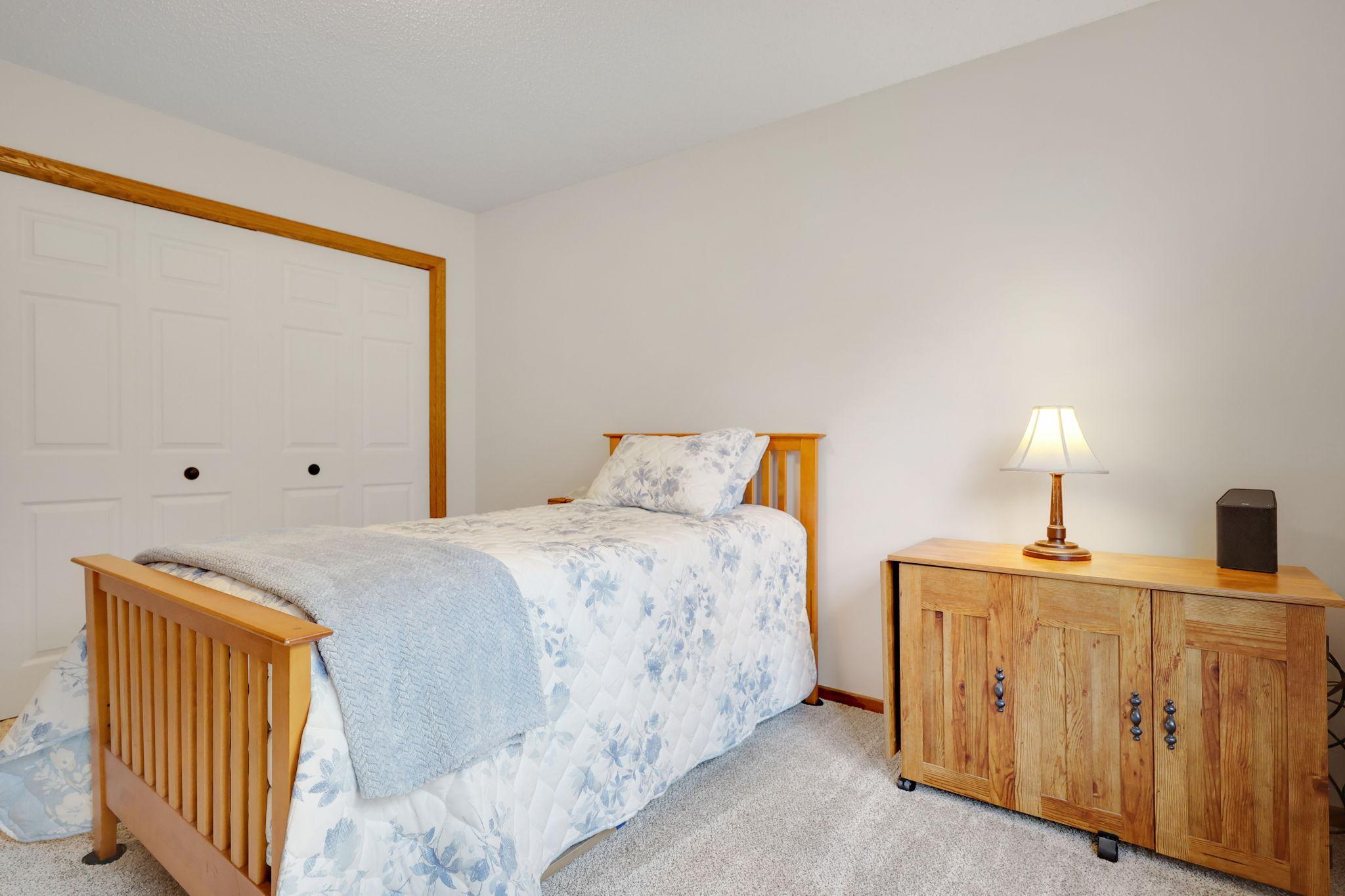 View of Residential at 1827 County Rd. E #18, White Bear Lake MN 55110, White Bear Lake (16 of 23) - Mike Wilen | Minnesota Team Real Estate