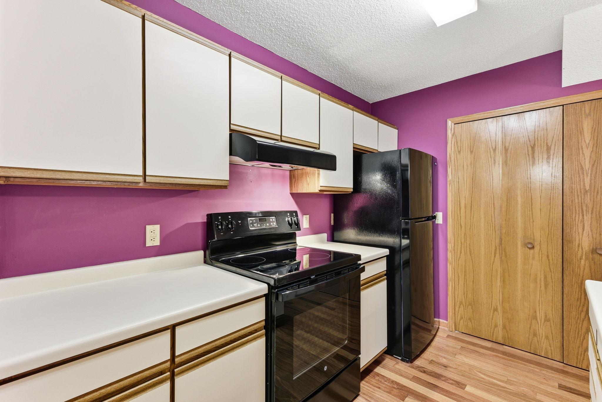 View of Residential at 2565 Lockwood Drive #108, Mendota Heights MN 55120, Mendota Heights (17 of 34) - Mike Wilen | Minnesota Team Real Estate