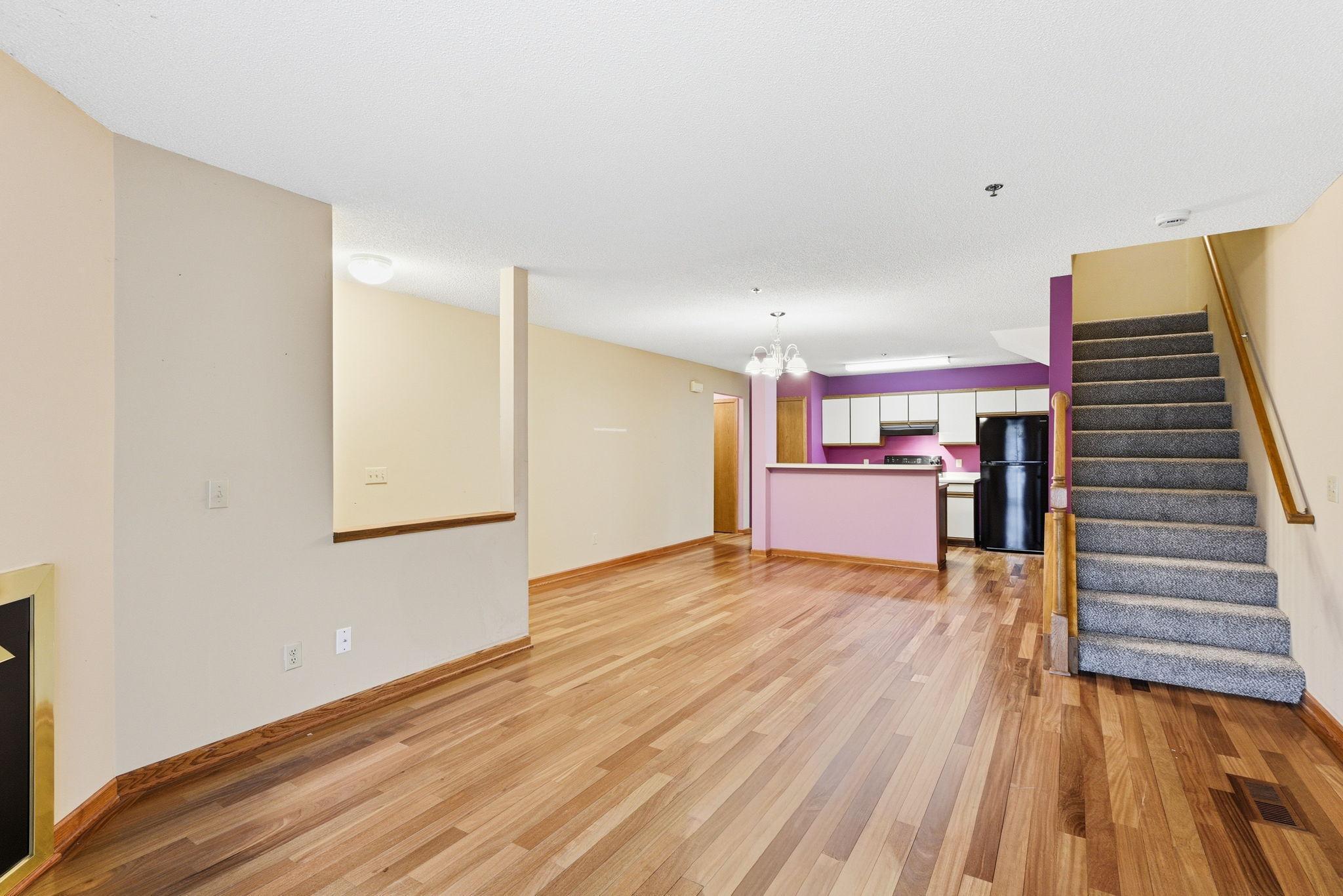 View of Residential at 2565 Lockwood Drive #108, Mendota Heights MN 55120, Mendota Heights (8 of 34) - Mike Wilen | Minnesota Team Real Estate