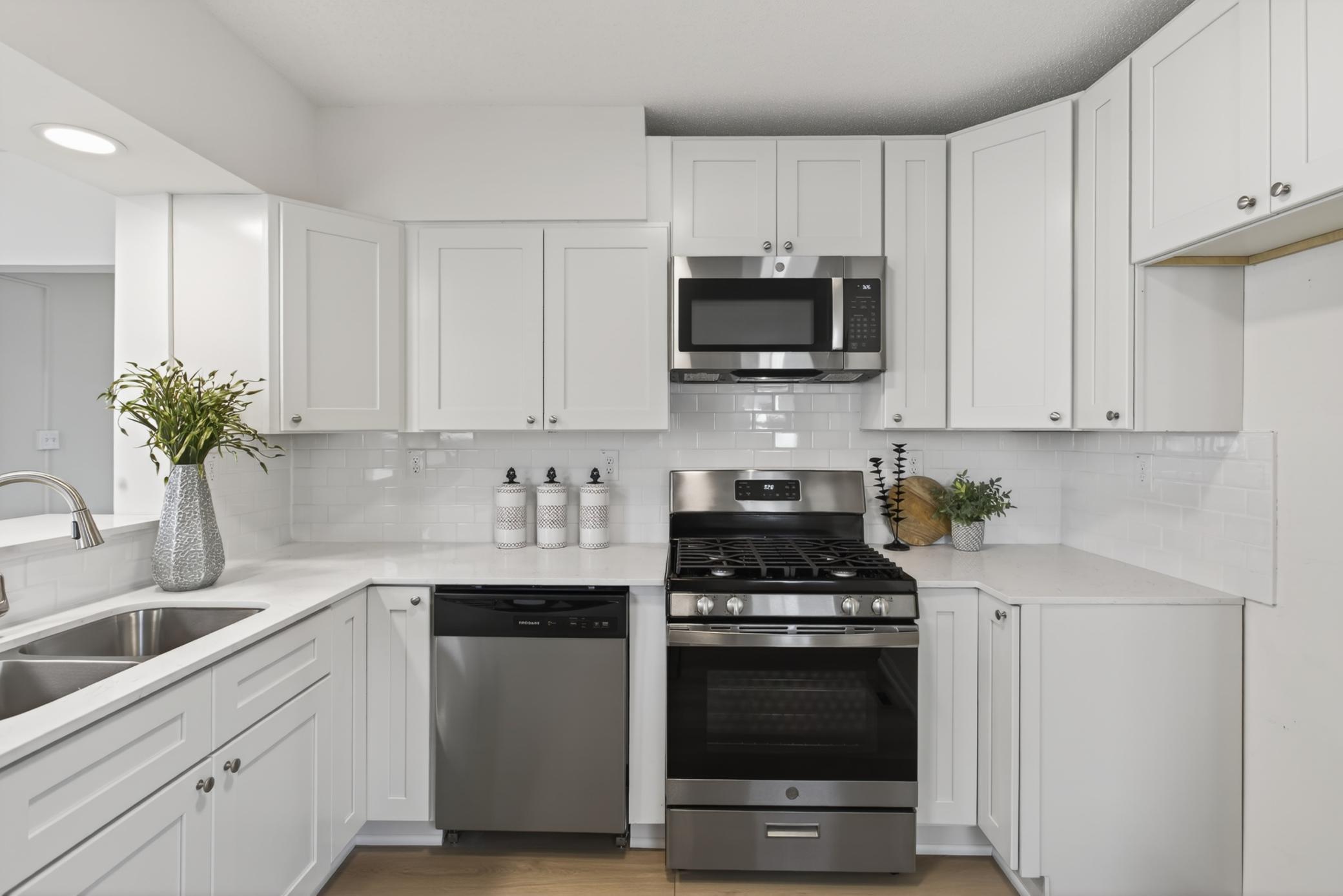 View of Residential at 1627 Thomas Avenue, Minneapolis MN 55411, Minneapolis - Mike Wilen | Minnesota Team Real Estate