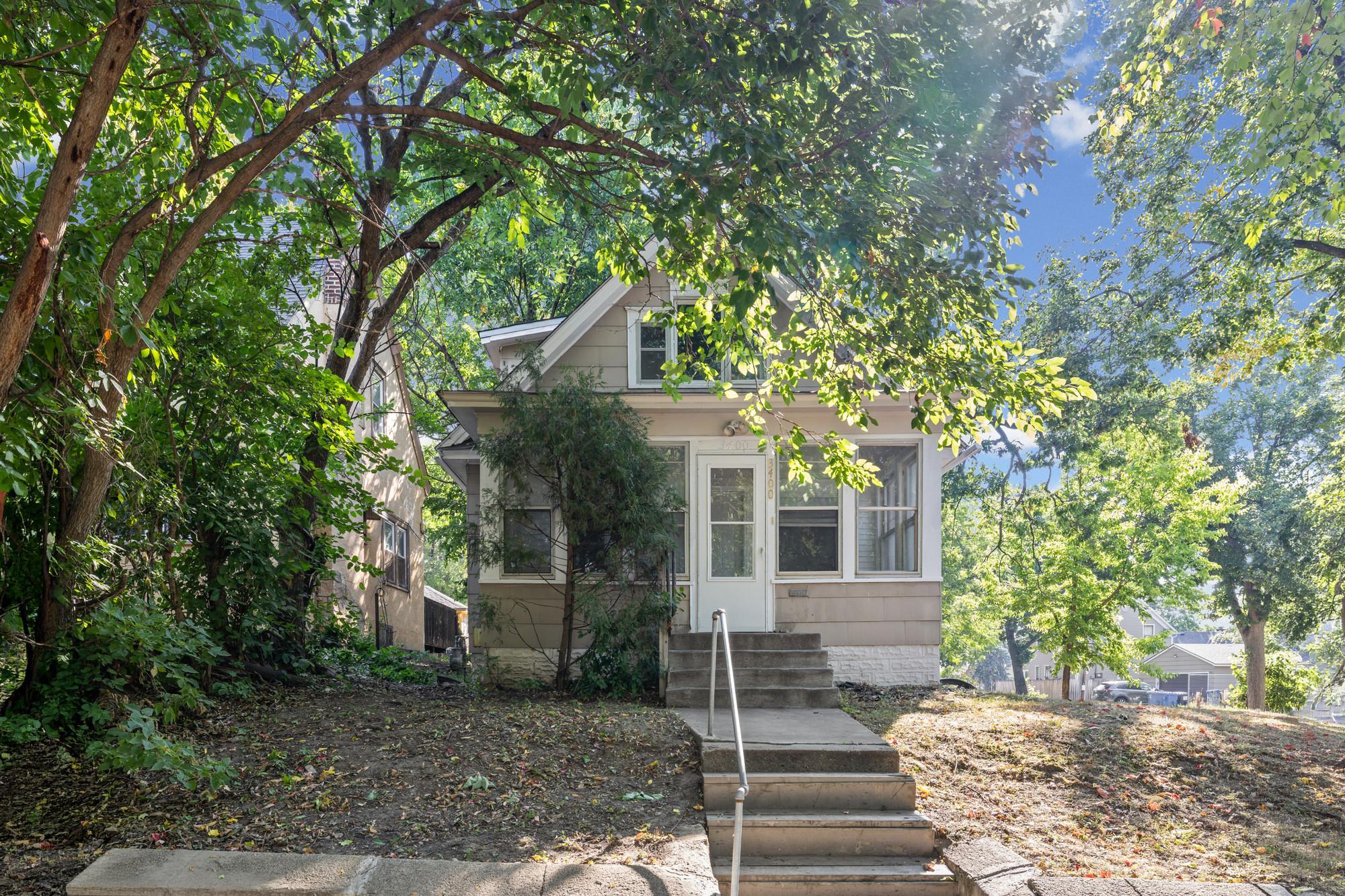 View of Residential at 3400 Aldrich Avenue, Minneapolis MN 55412, Minneapolis (29 of 43) - Mike Wilen | Minnesota Team Real Estate