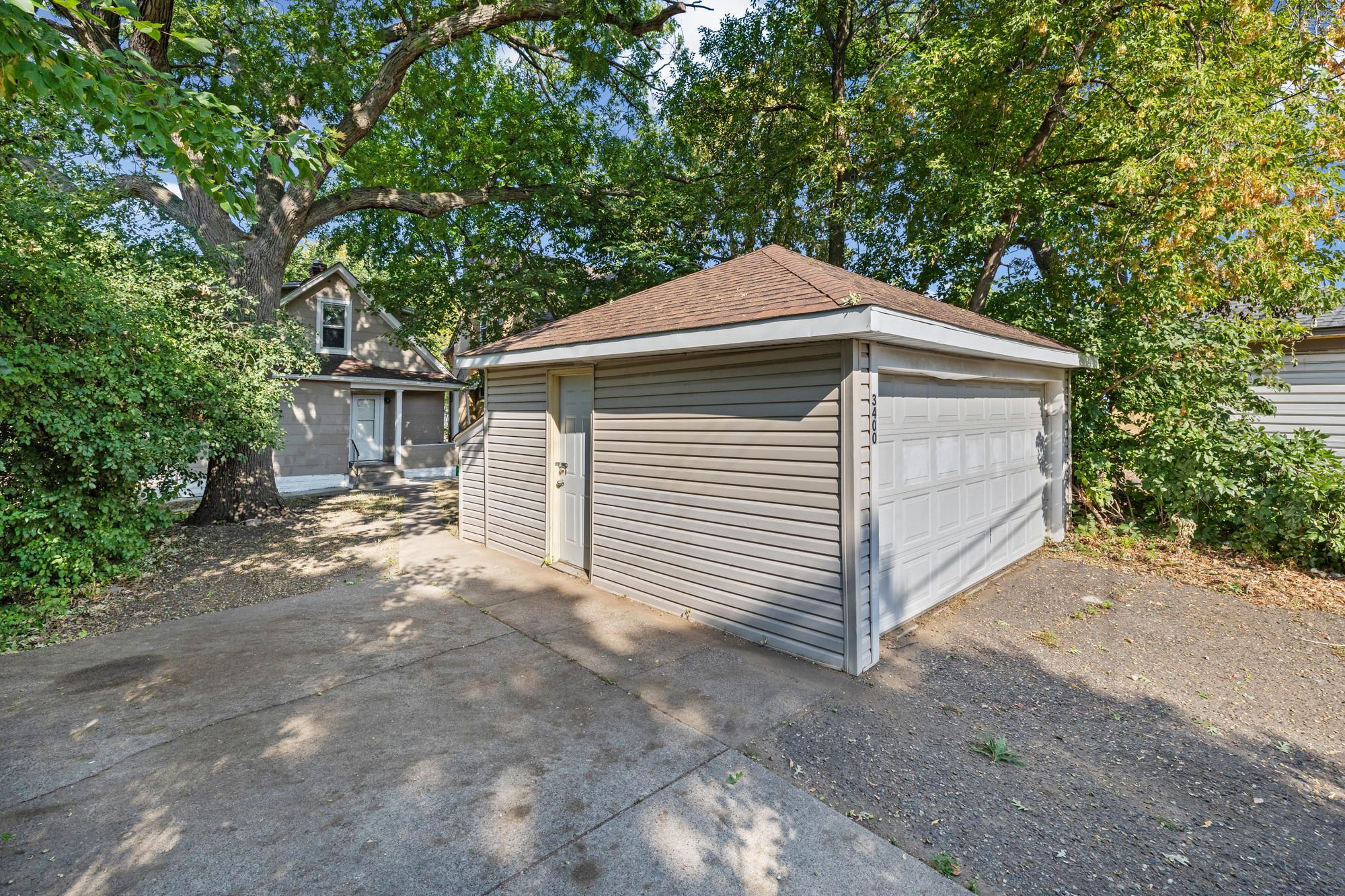 View of Residential at 3400 Aldrich Avenue, Minneapolis MN 55412, Minneapolis (38 of 43) - Mike Wilen | Minnesota Team Real Estate