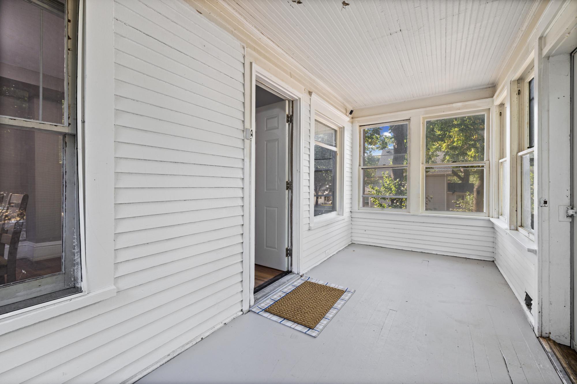 View of Residential at 3400 Aldrich Avenue, Minneapolis MN 55412, Minneapolis (33 of 43) - Mike Wilen | Minnesota Team Real Estate