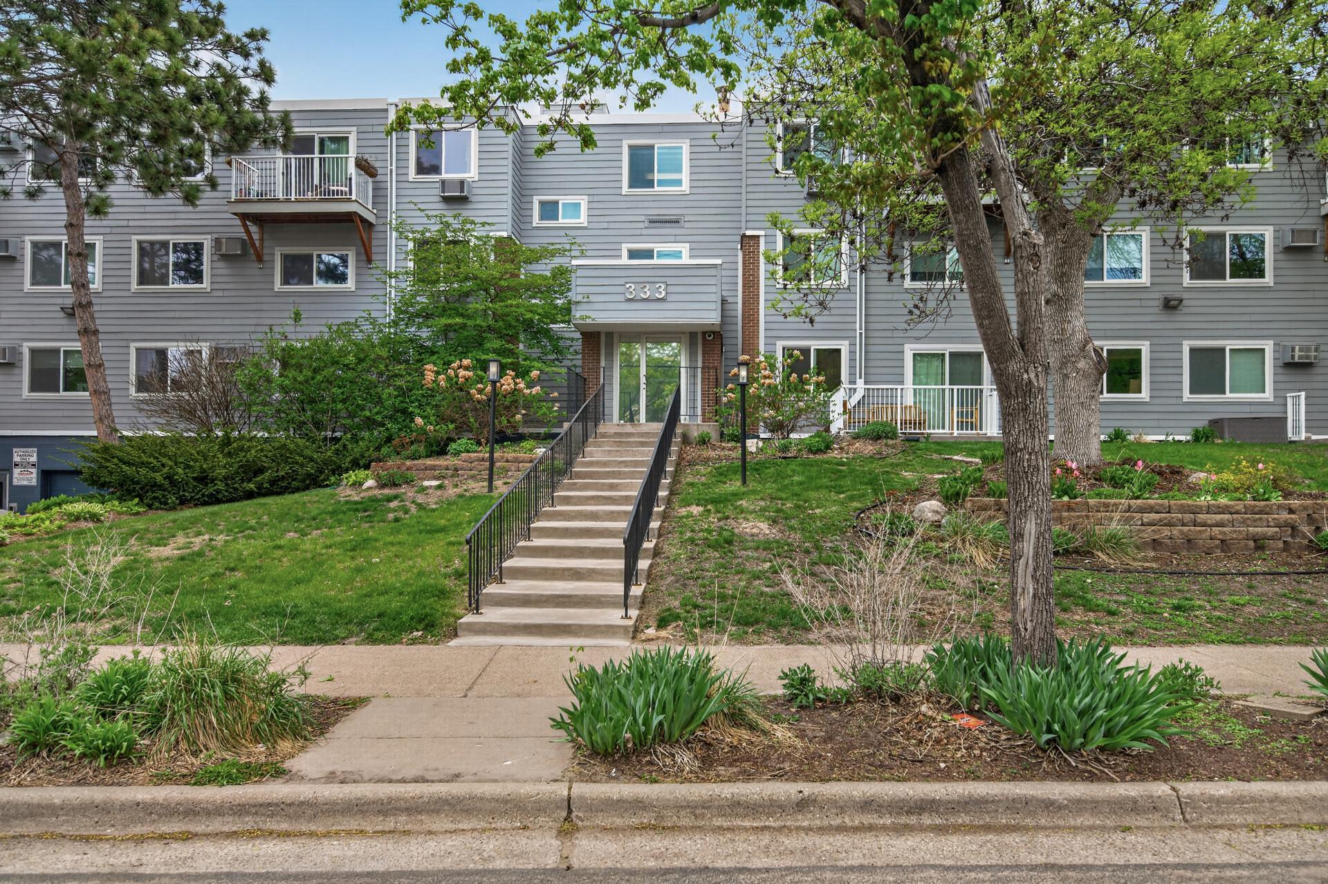 View of Residential at 333 8th Street #117, Minneapolis MN 55414, Minneapolis - Mike Wilen | Minnesota Team Real Estate
