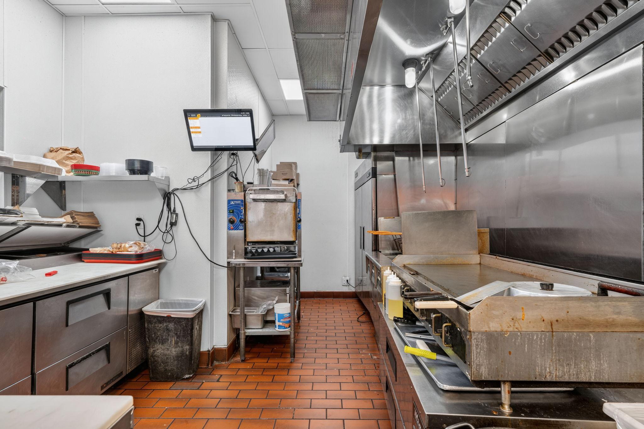 View of Commercial Sale at 1405 Lake Street, Minneapolis MN 55407, Minneapolis (19 of 32) - Mike Wilen | Minnesota Team Real Estate