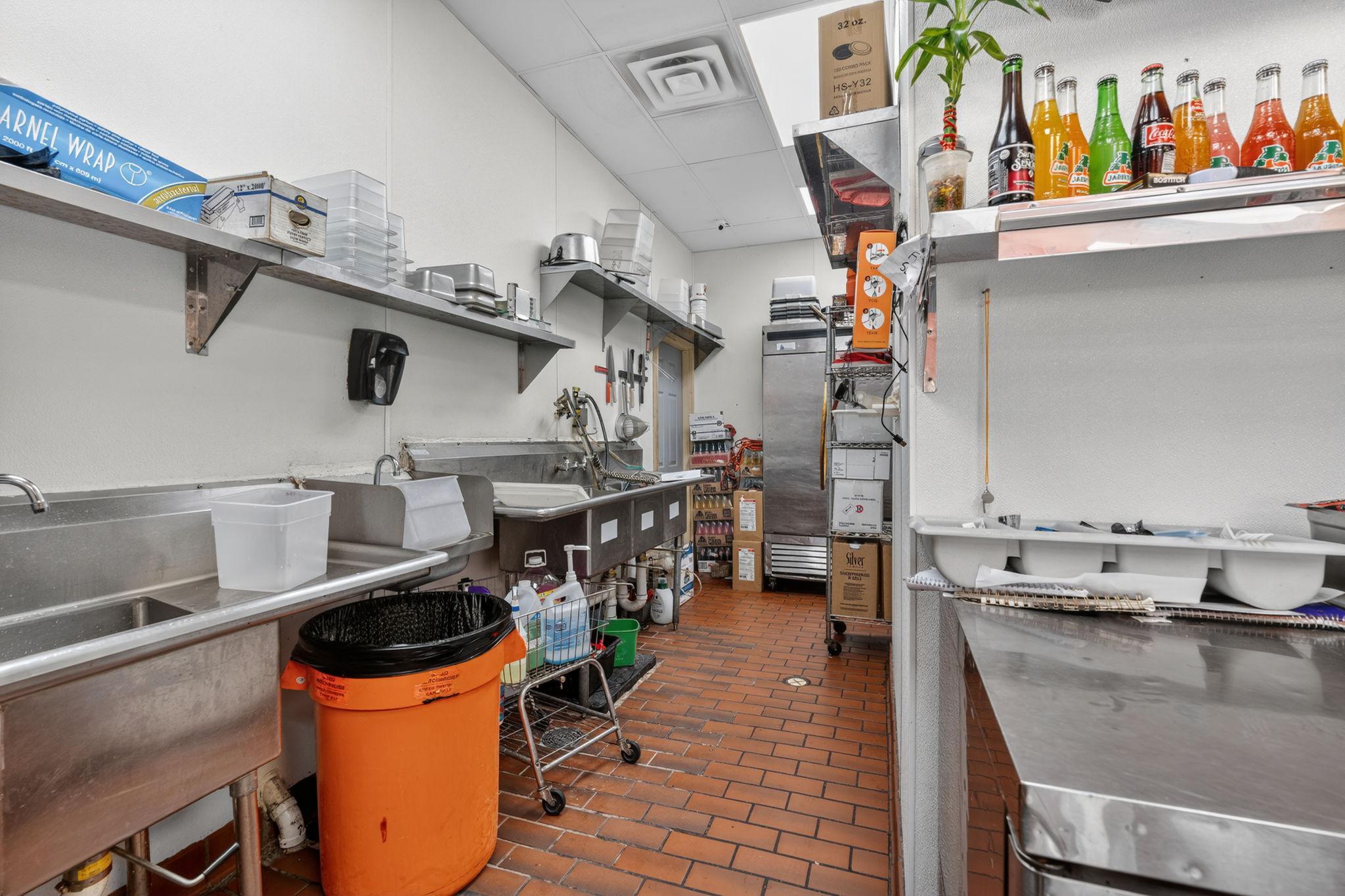 View of Commercial Sale at 1405 Lake Street, Minneapolis MN 55407, Minneapolis (15 of 32) - Mike Wilen | Minnesota Team Real Estate