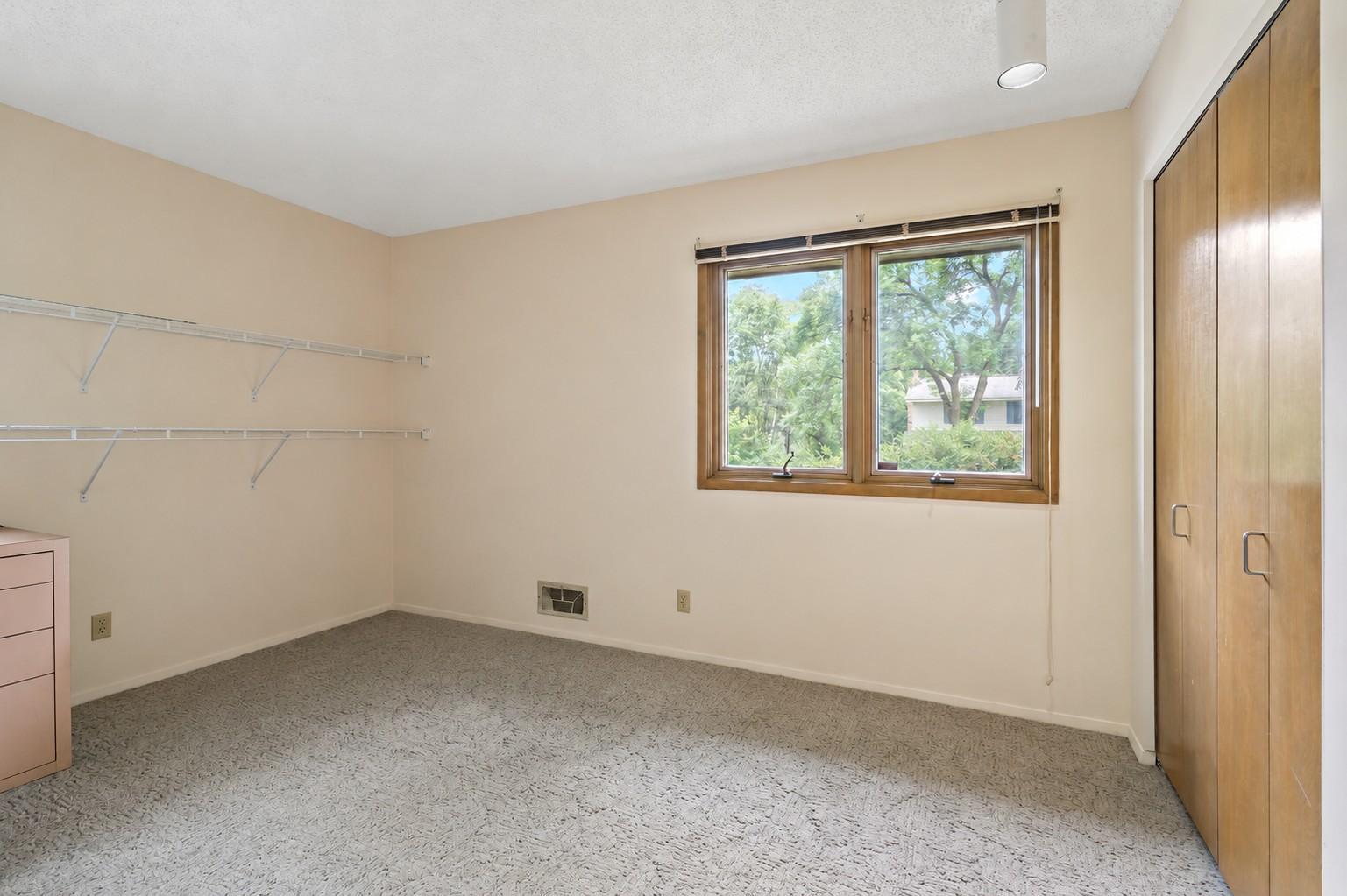 View of Residential at 15024 Highland Trail, Minnetonka MN 55345, Minnetonka (18 of 23) - Mike Wilen | Minnesota Team Real Estate