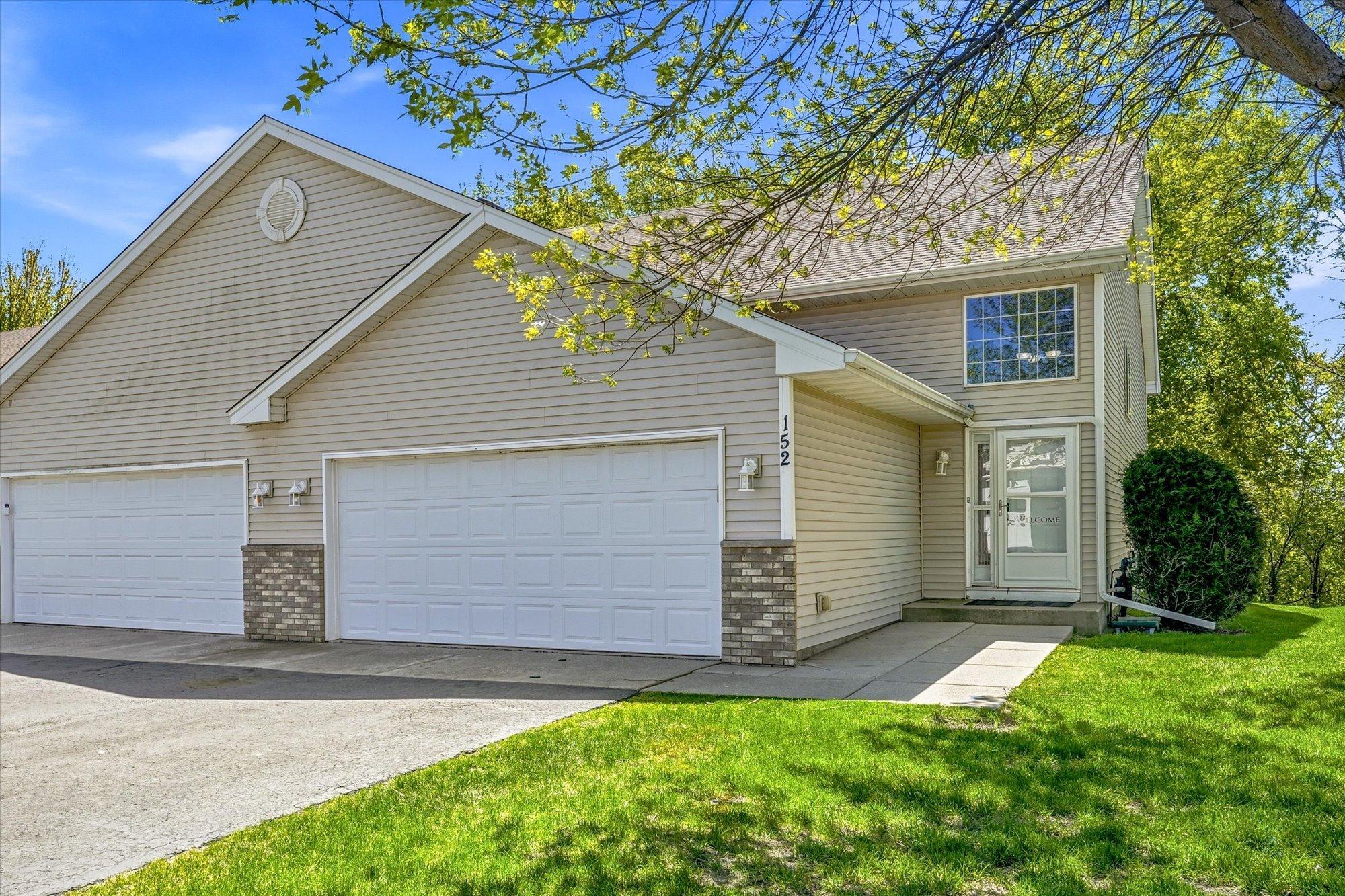 View of (TH) Side x Side at 152 Pheasant Ridge Drive, Montrose - Mike Wilen | Minnesota Team Real Estate