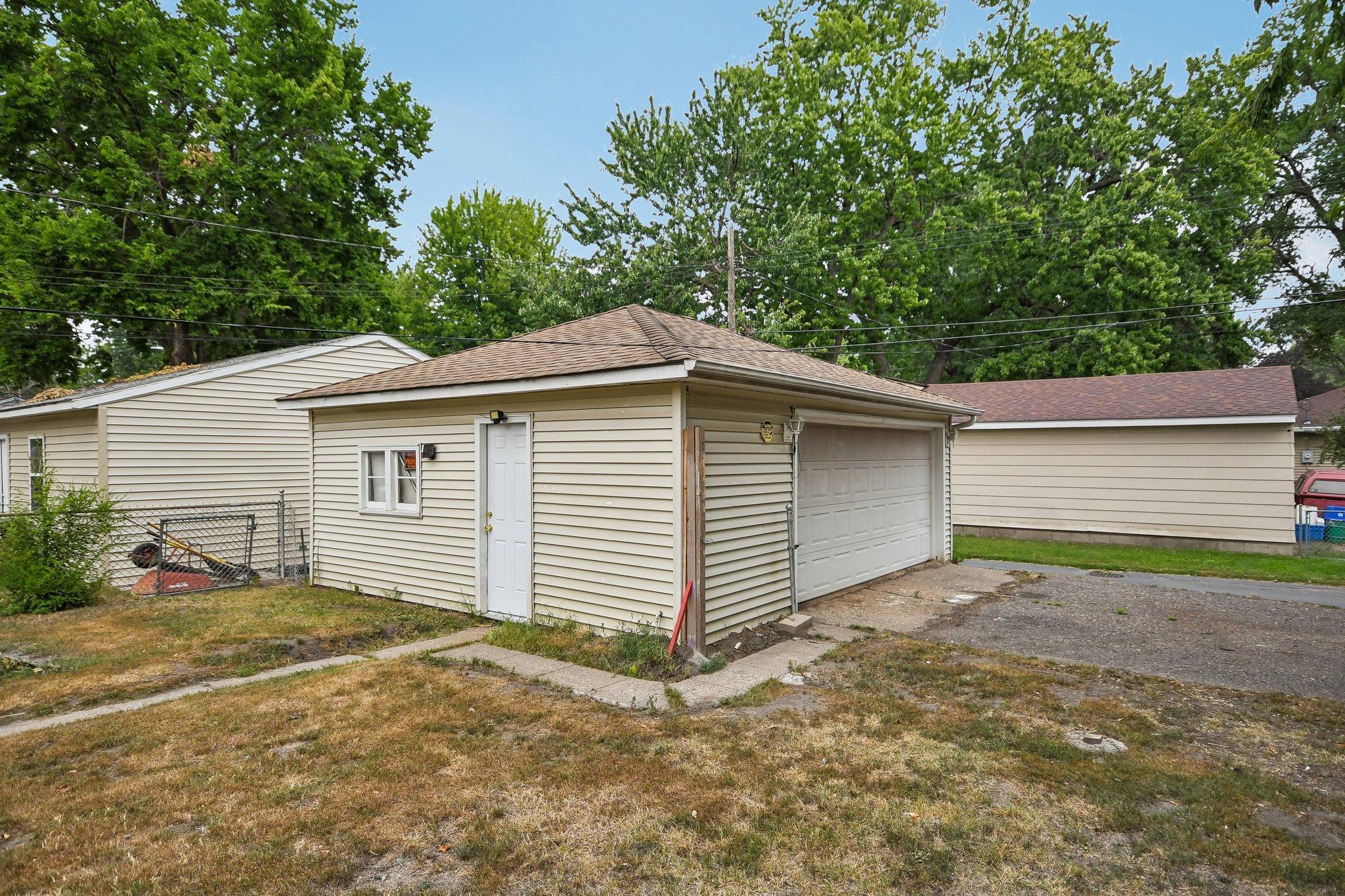 View of Residential at 5324 Emerson Avenue, Brooklyn Center MN 55430, Brooklyn Center (29 of 37) - Mike Wilen | Minnesota Team Real Estate